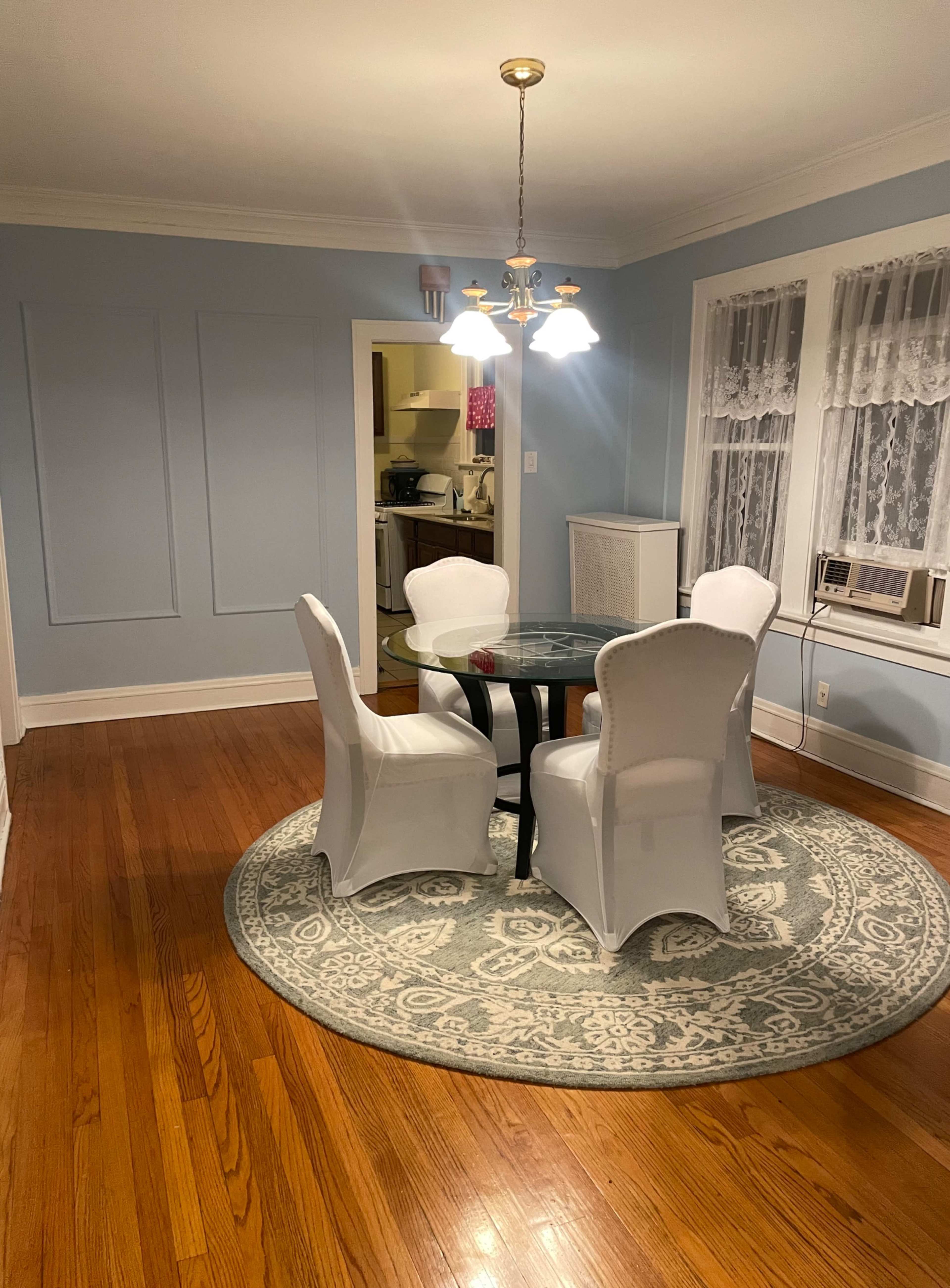 Historic Chicago Apartment with Charm Image in South Side, Chicago, IL