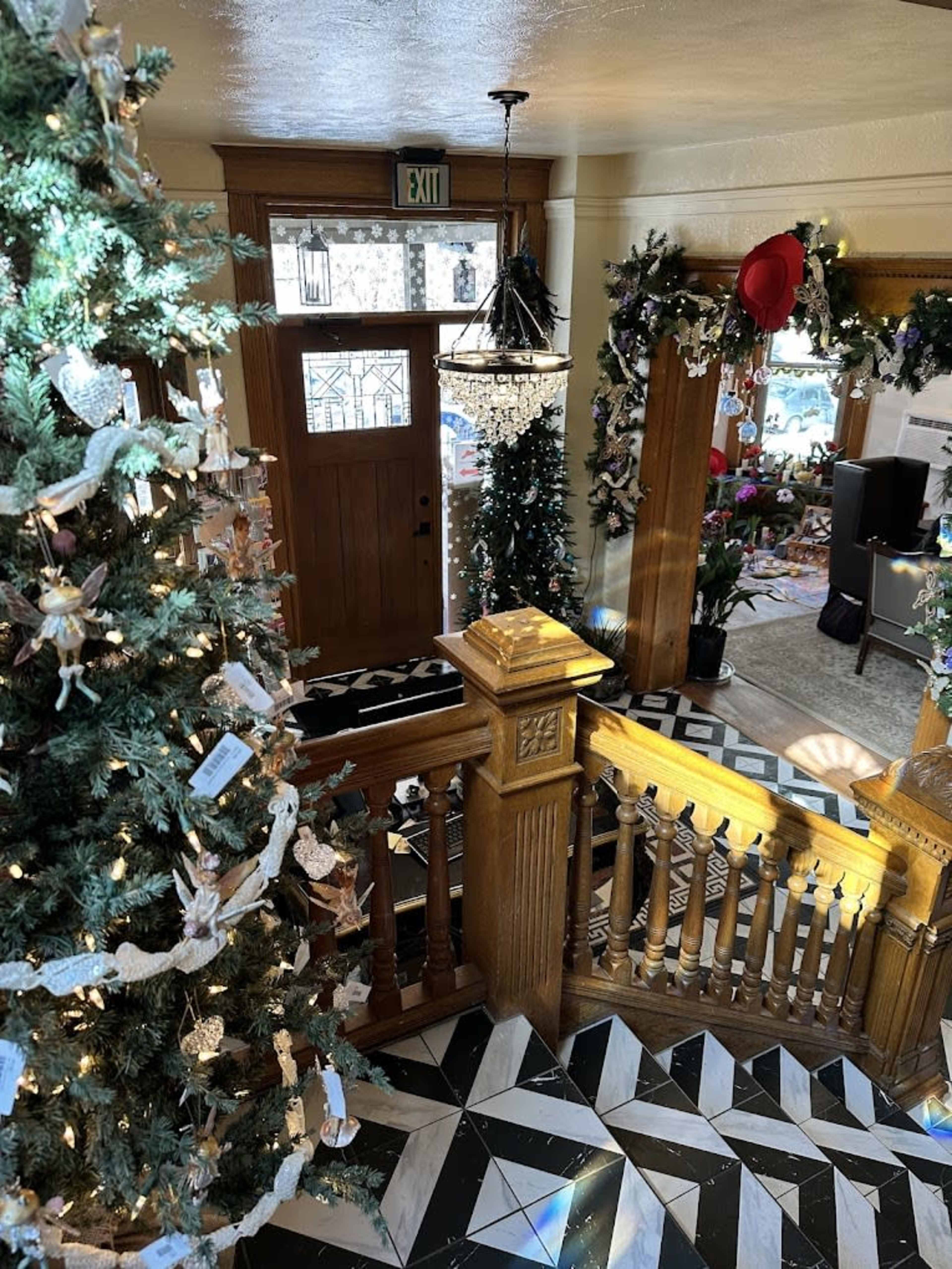 Downtown Cafe, Coffee Shop, Giftshop, and Gallery in Historic Victorian Mansion Image in Central, Denver, CO