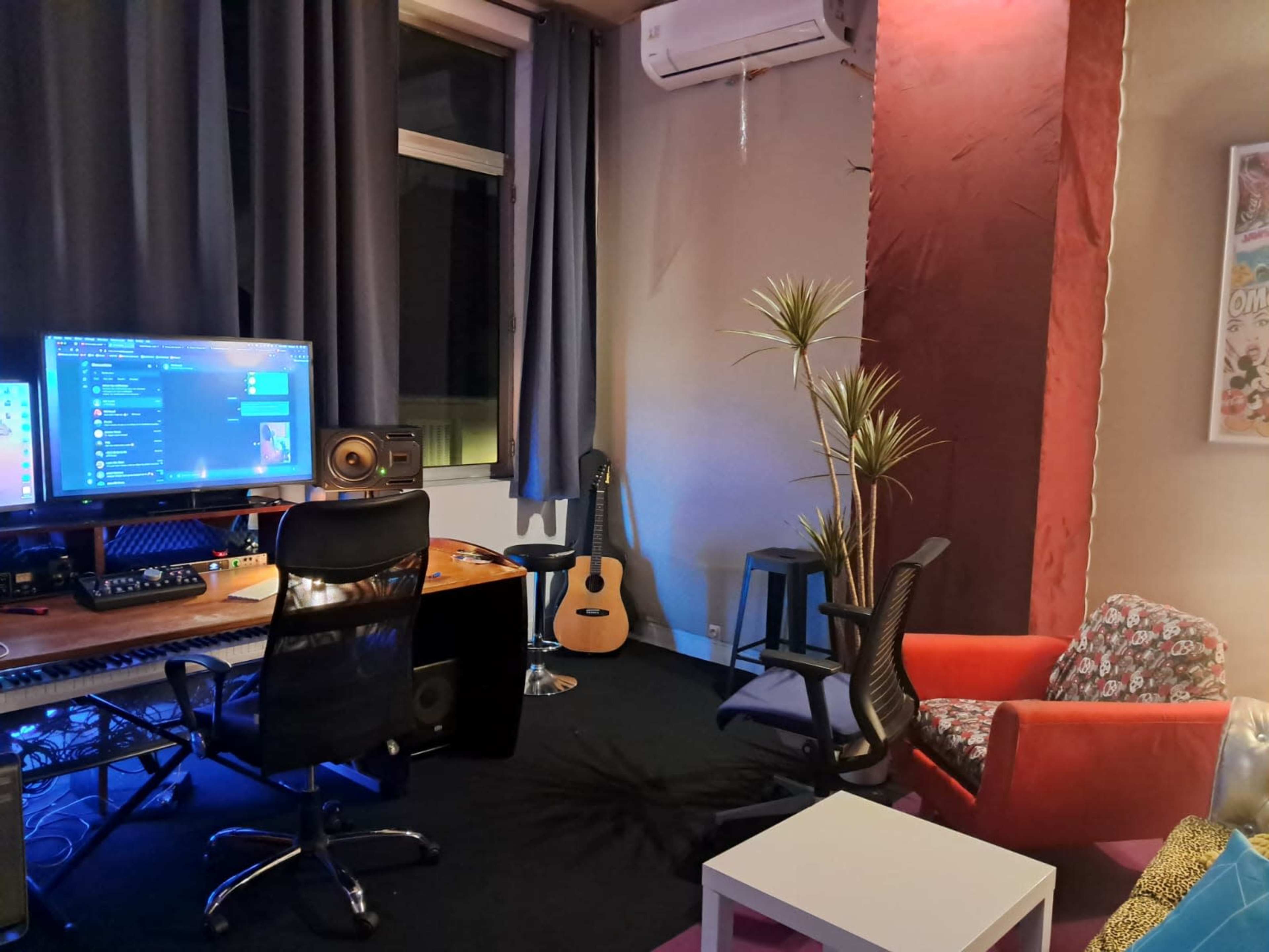 Studio 35 Image in , Alfortville, 
