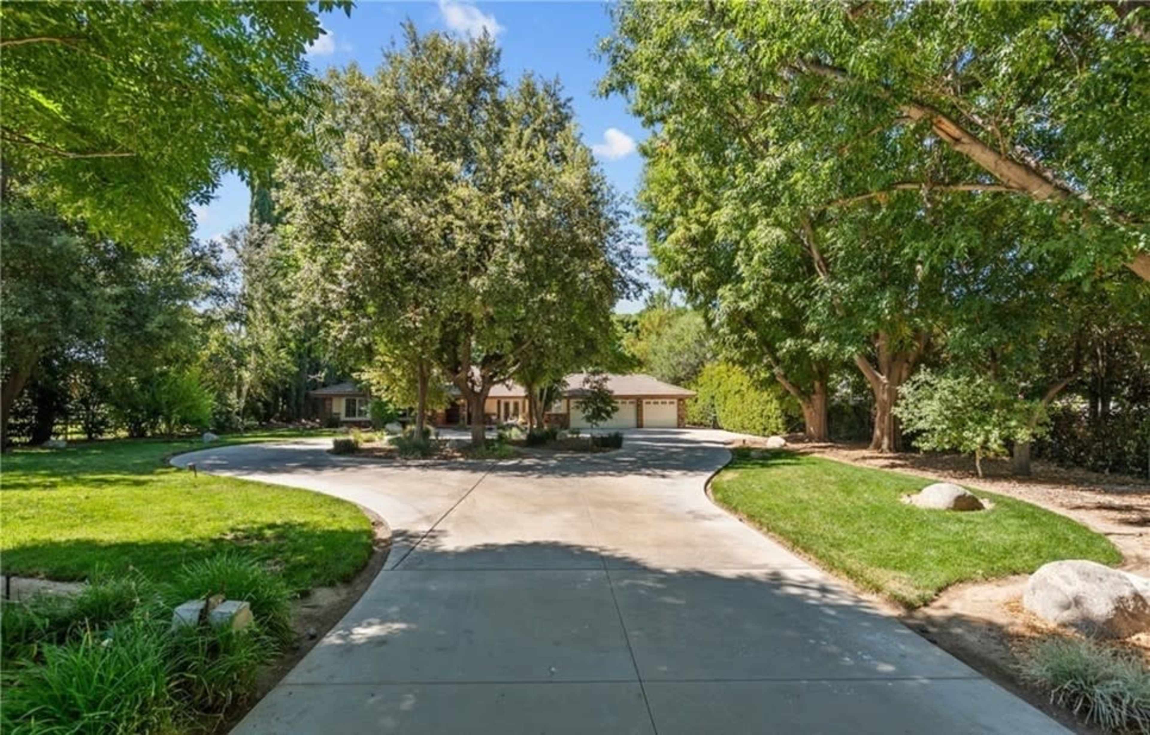 Olive and Oak: 1 acre in Placerita Canyon Image in Newhall, SANTA CLARITA, CA