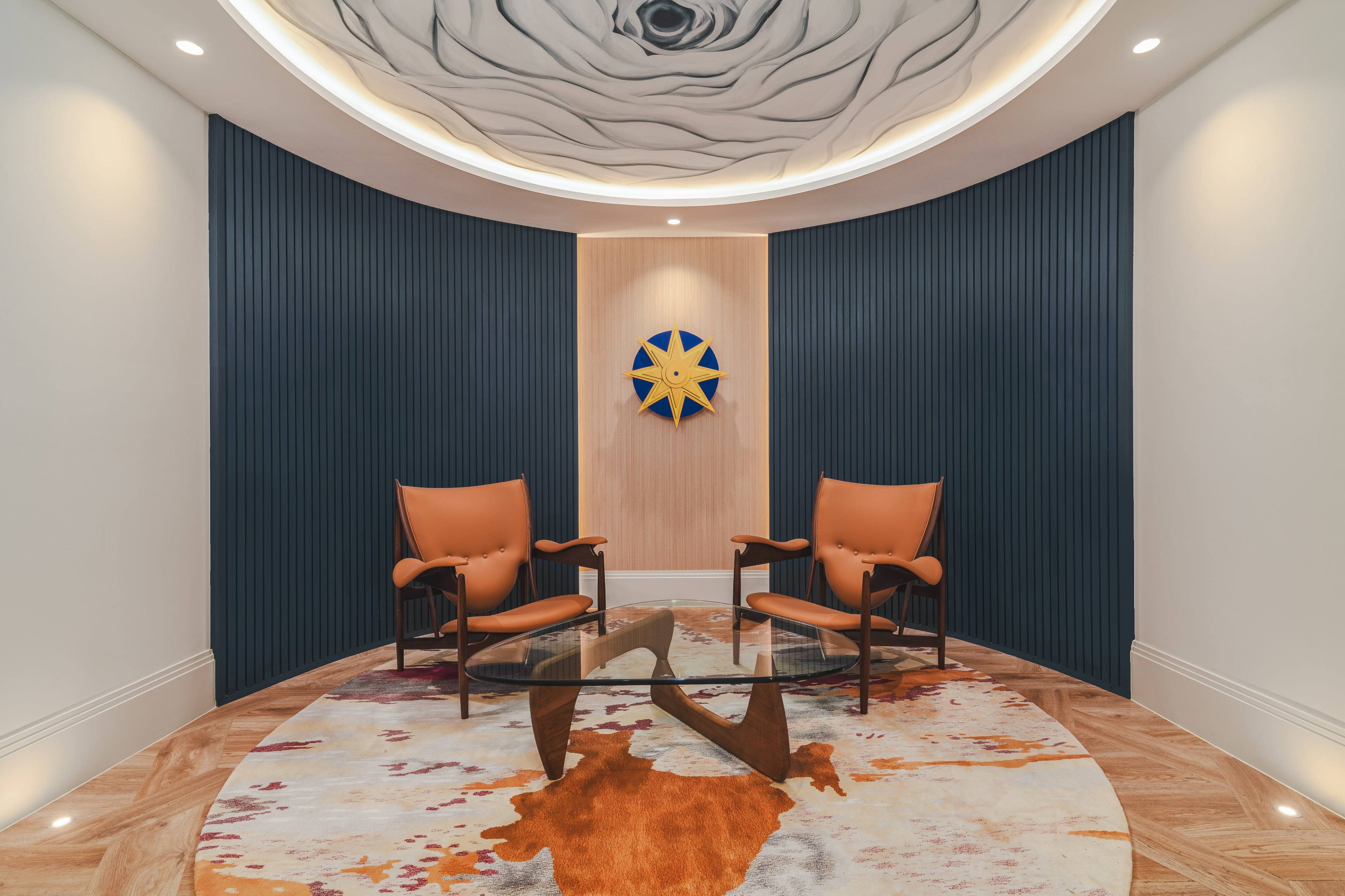 Modern and Comfortable Meeting Room Image in City of London, City of London, ENG