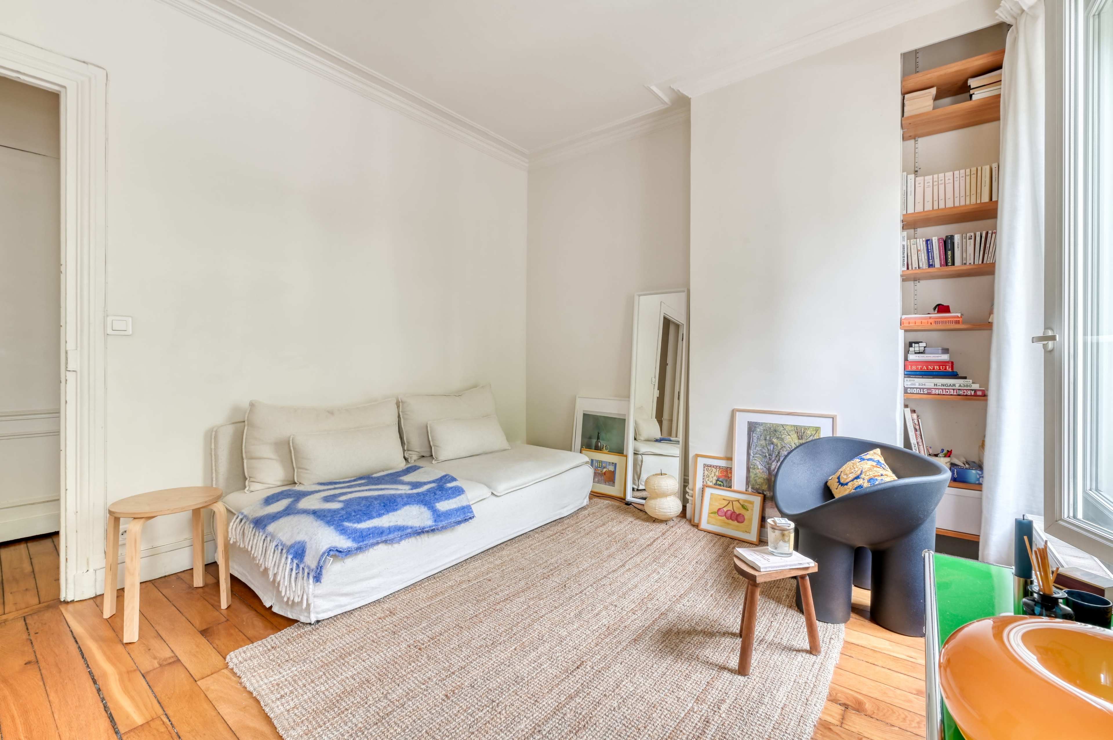 Cozy artist's flat in the heart of Paris Image in Picpus, Paris