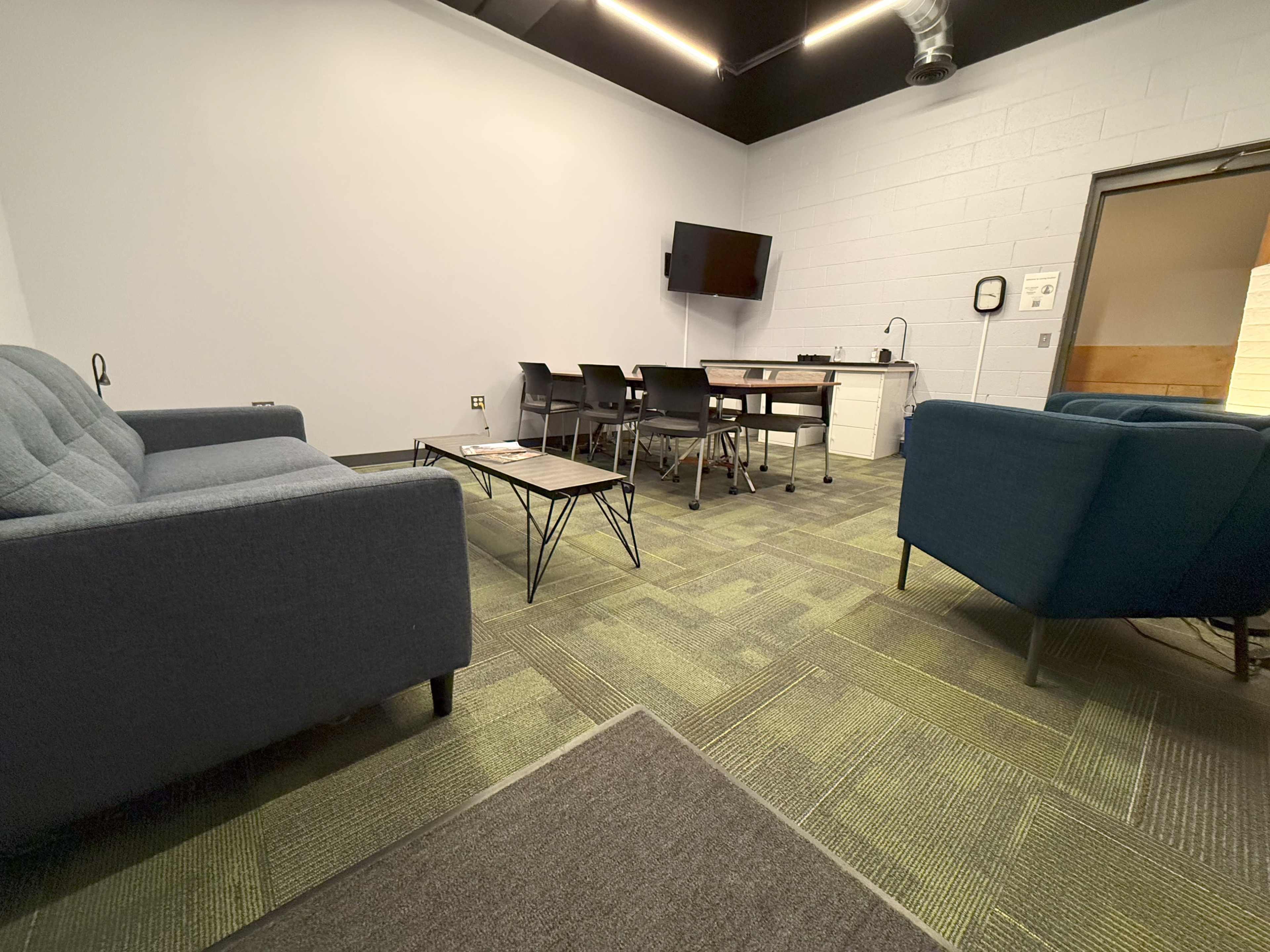 Meeting / Editing Space Image in Northview Heights, Grand Rapids, MI