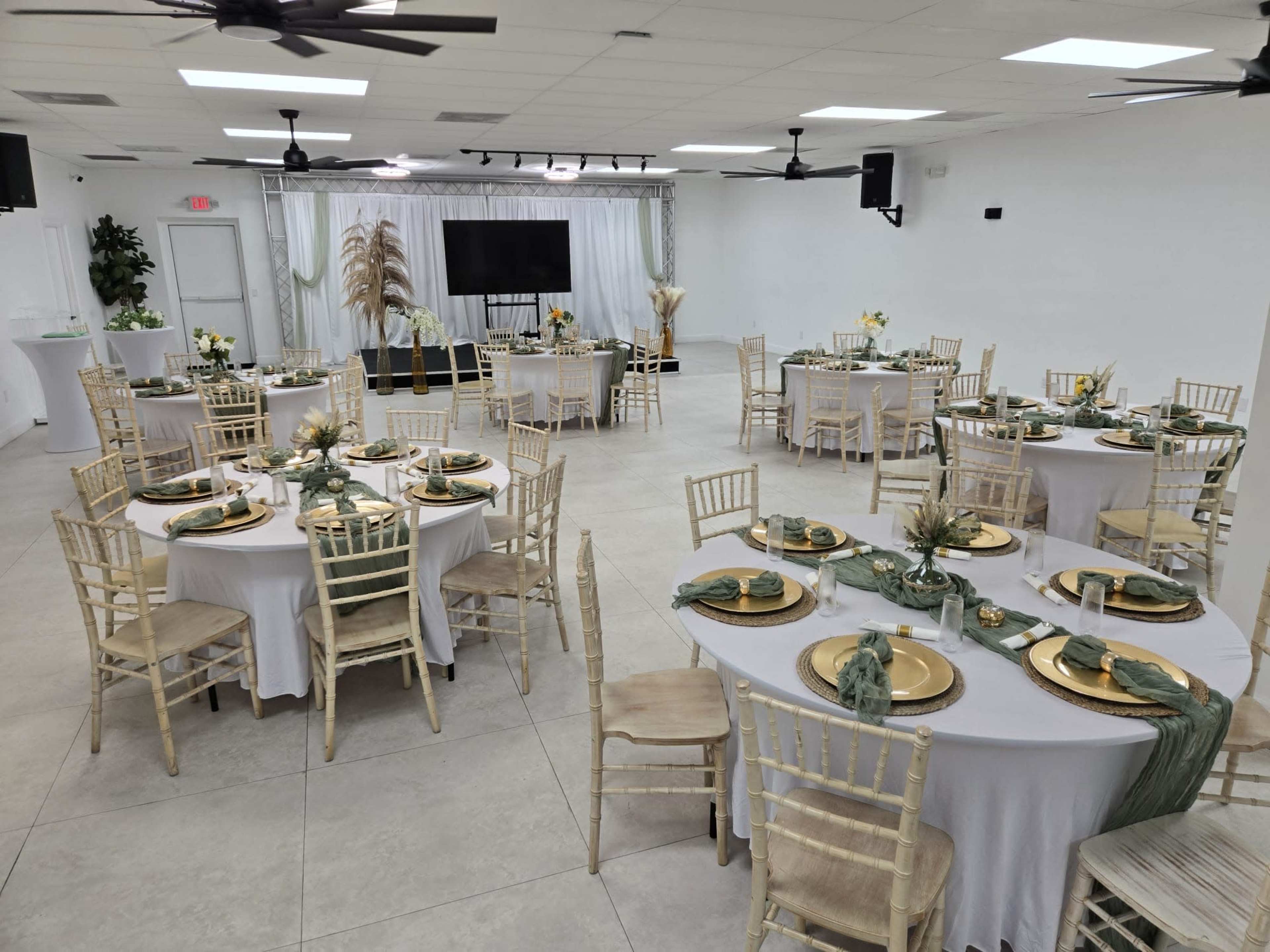 Spacious Event Space for Birthday Parties & Celebrations (Up to 100 Guests) Image in , Lauderdale Lakes, FL