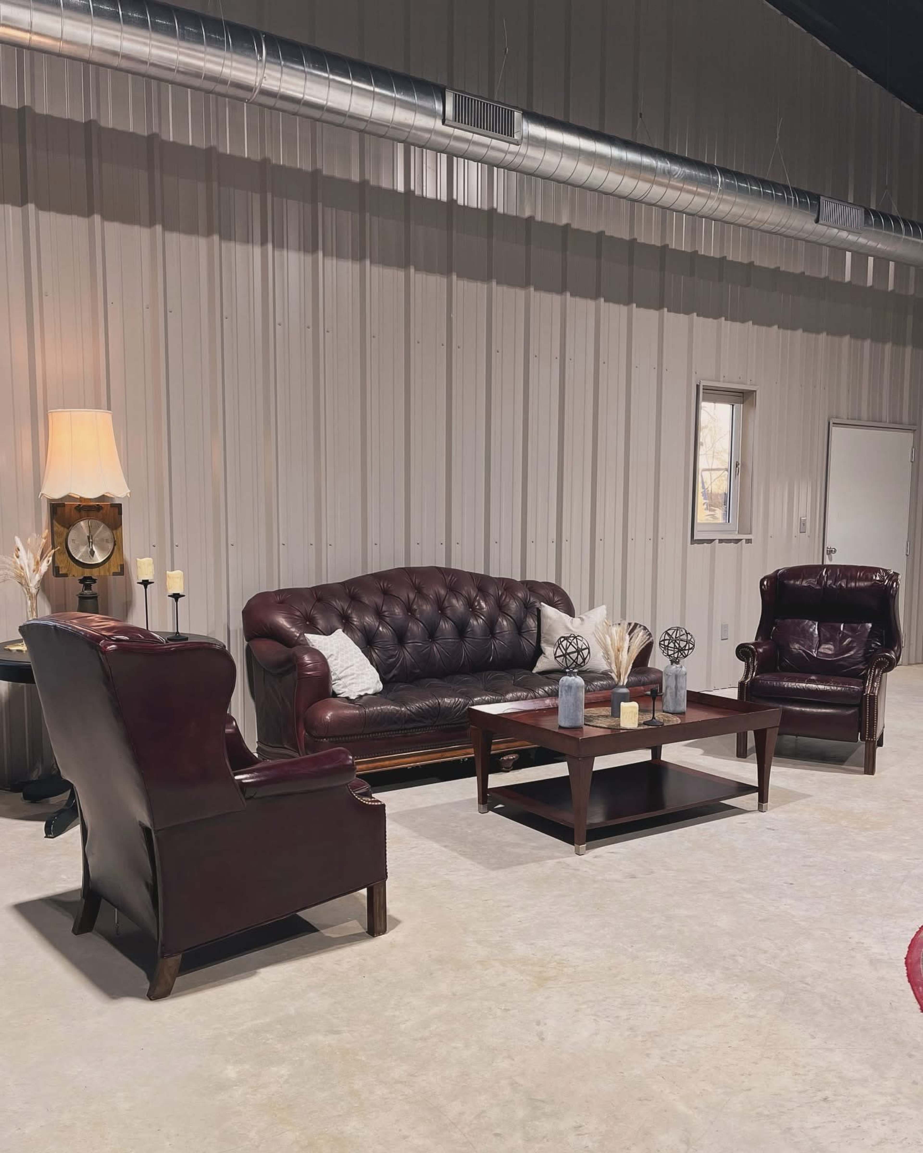 Unique event space with classic antiques Image in Decatur, decatur, TX