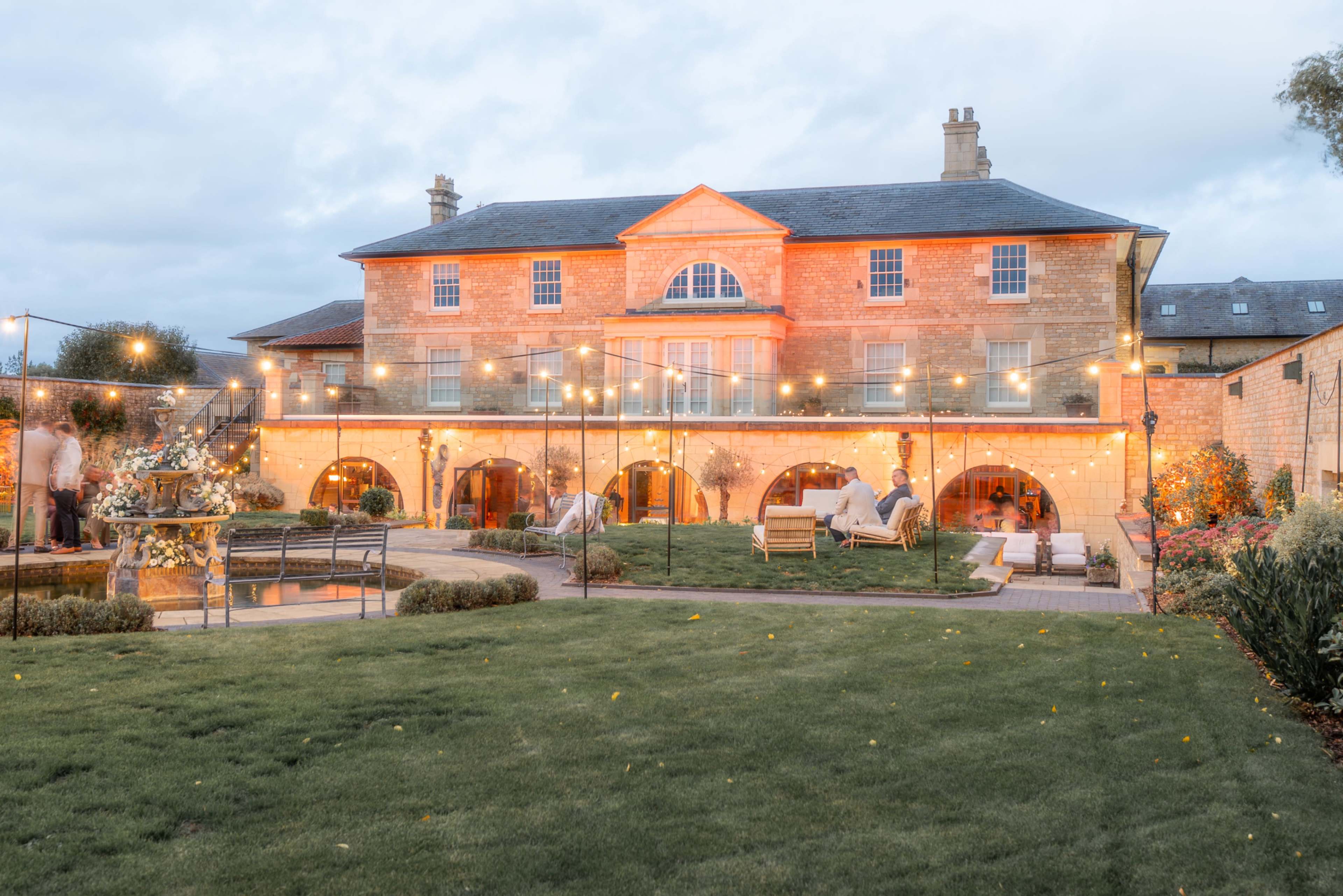 Farmhouse Event Space and Walled Garden Image in Paulerspury, Towcester, ENG