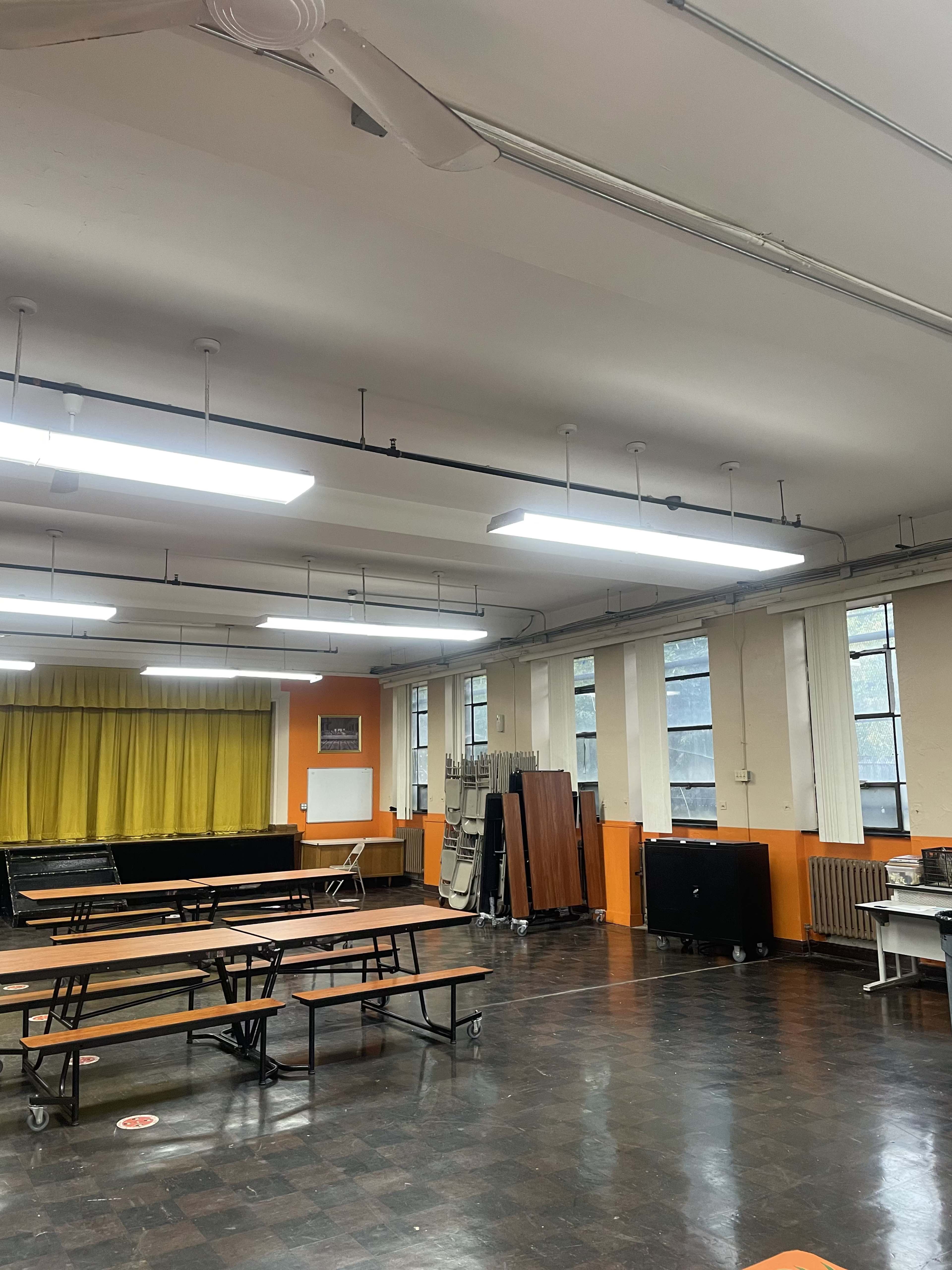 Grand Crossing Roomy Multipurpose space Image in South Shore, Chicago, IL