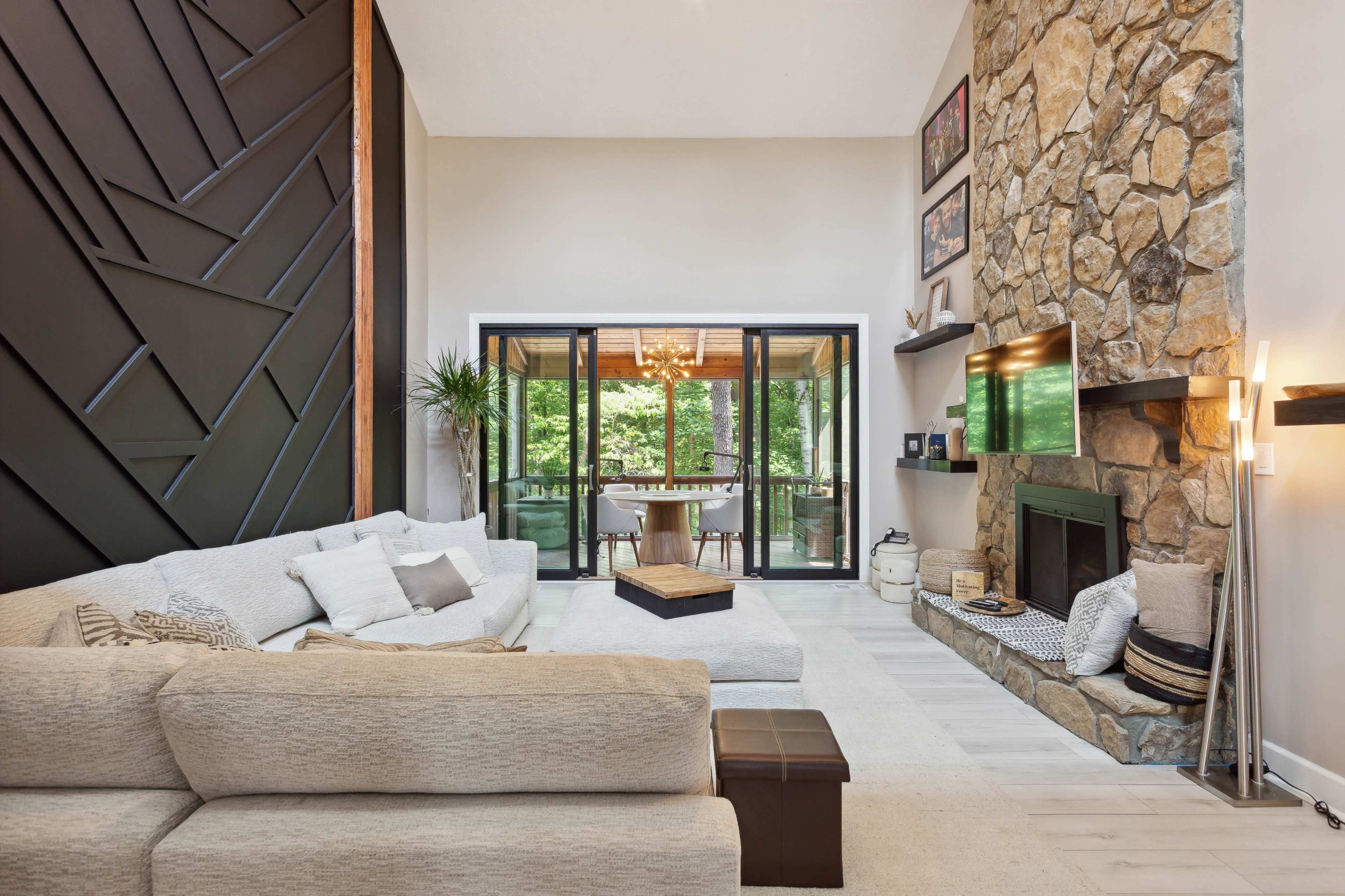 modern elegance home and studio with nature views Image in Roswell, Roswell, GA