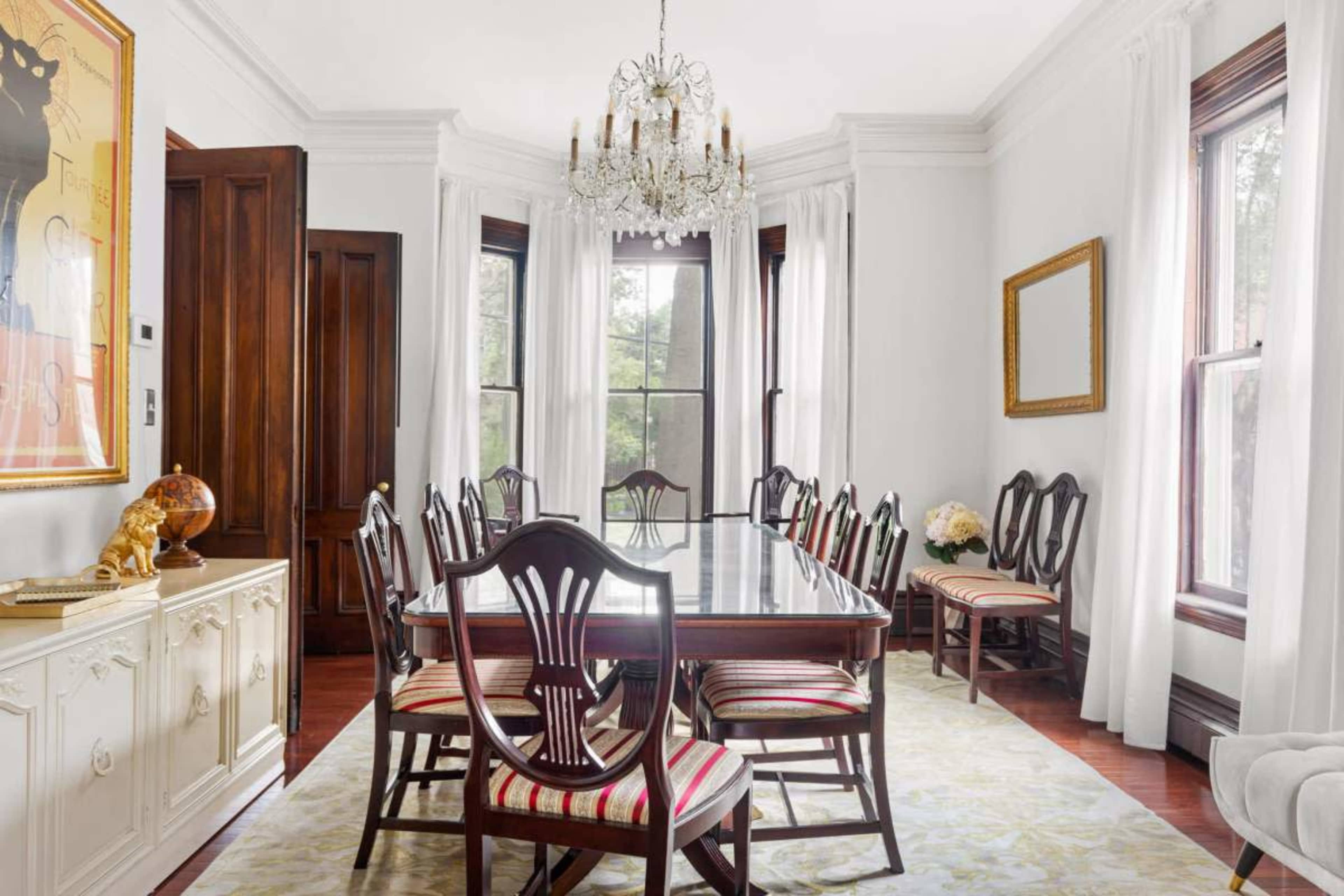 Cambridge Cosmo - gilded age Victorian mansion Image in Baldwin, Cambridge, MA