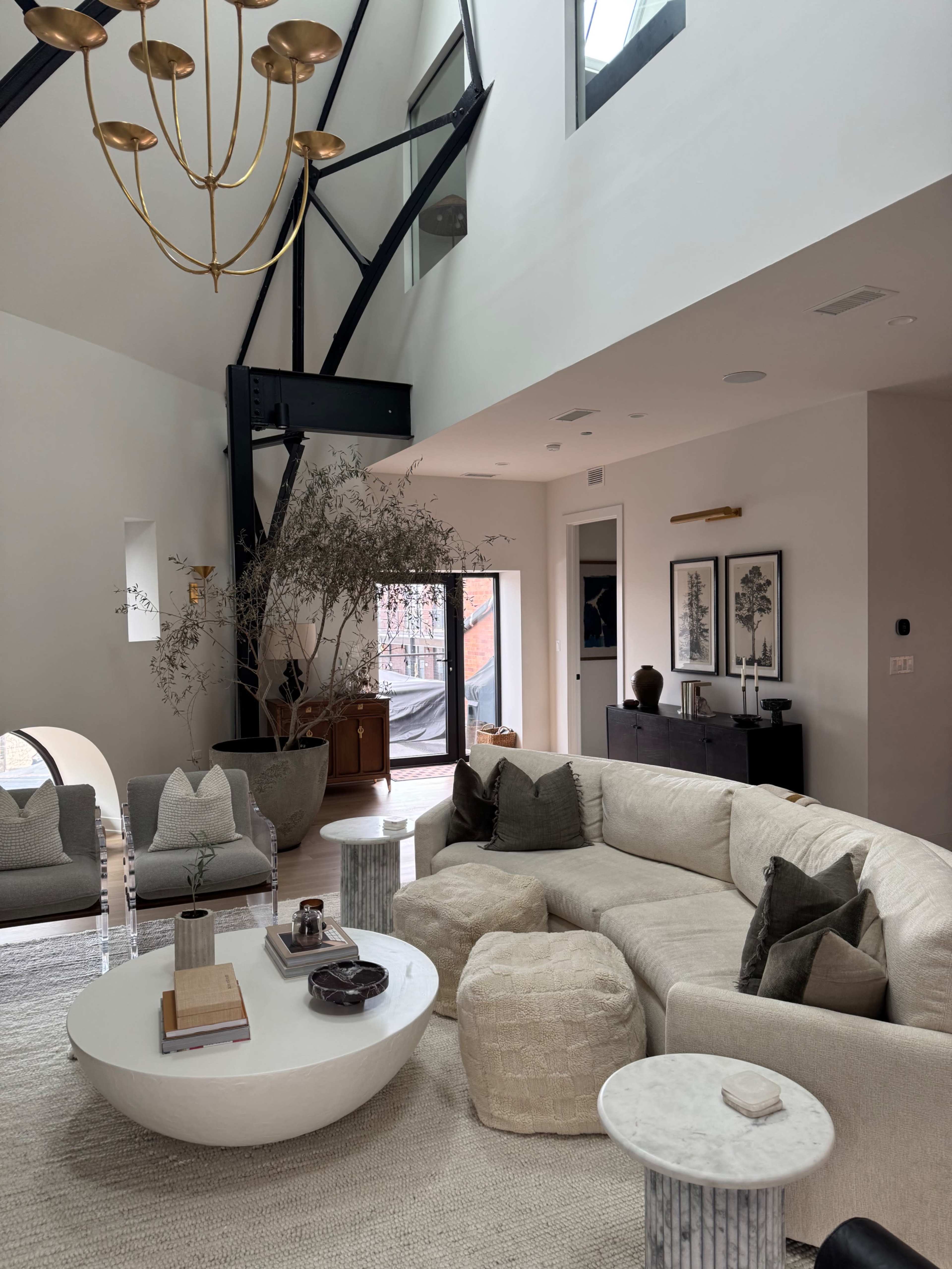 West Town Organic Modern Duplex Image in West Town, Chicago, IL