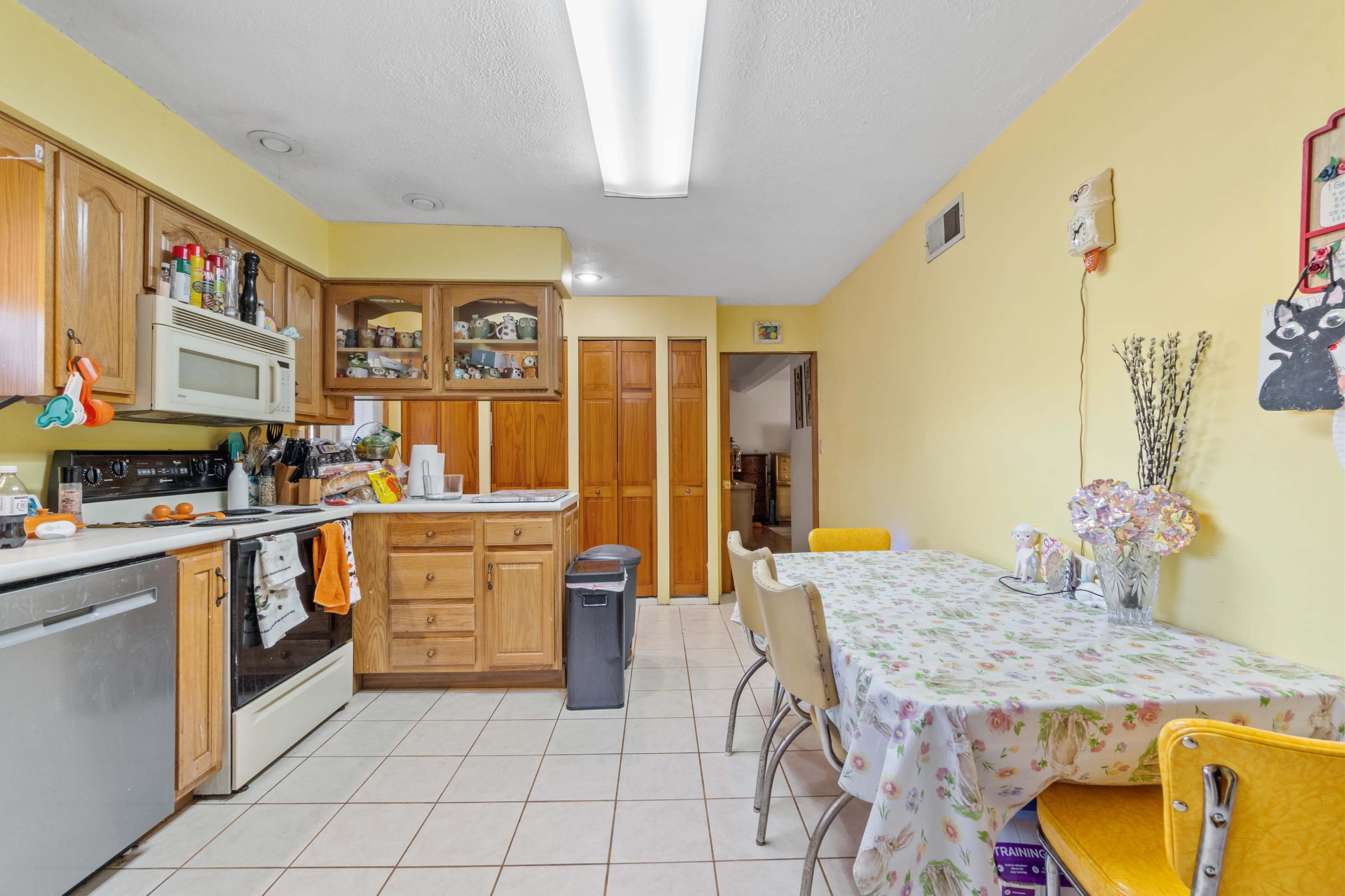 3 bed/3 bath one mile from the Open Image in East Oakmont, Verona, PA