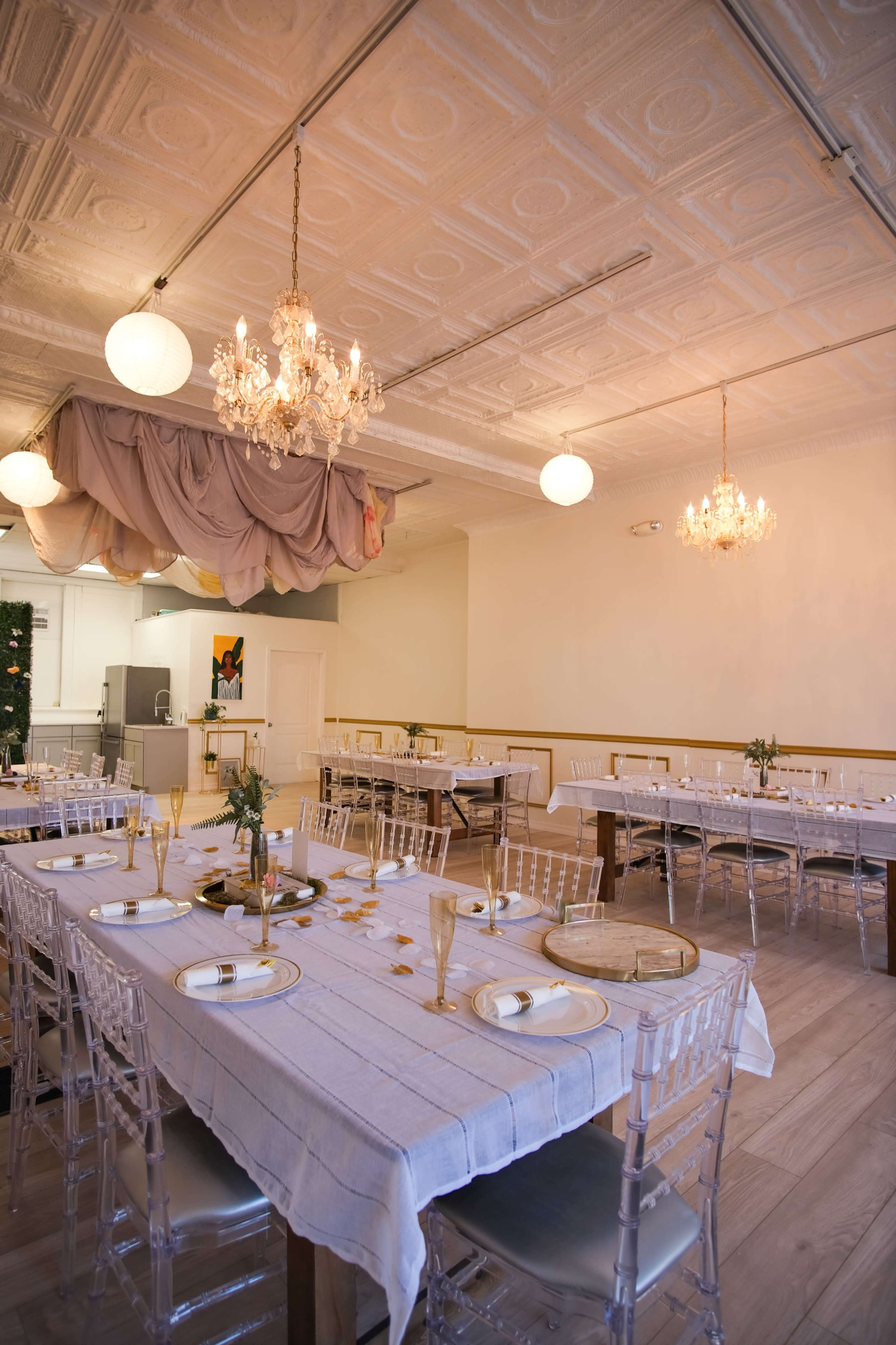 We have a beautiful space in Logan square, an urban and newly developed neighborhood. Image in Logan Square, Chicago, IL