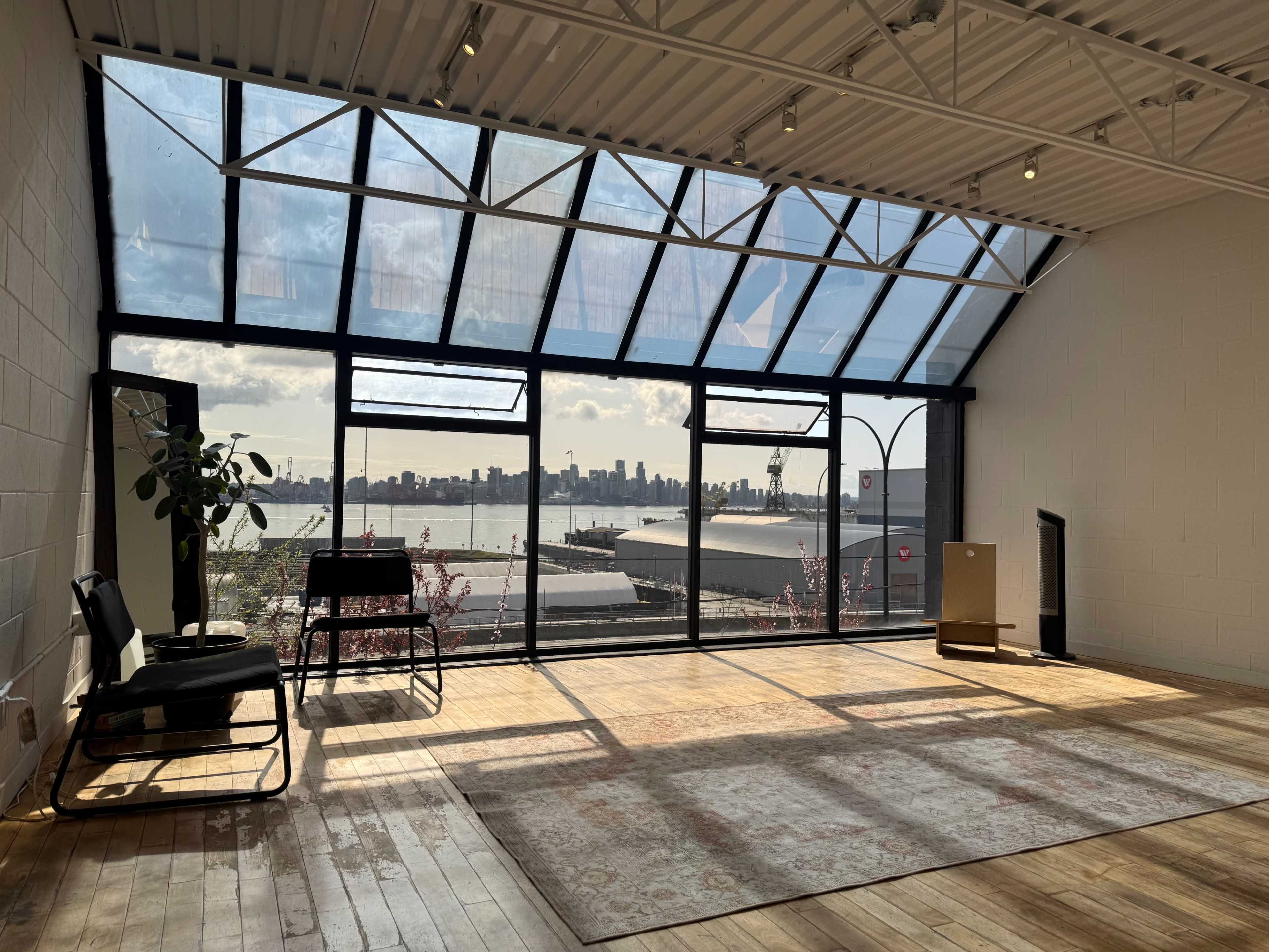 Shipyards Studio with amazing natural light Image in North Vancouver, North Vancouver, BC