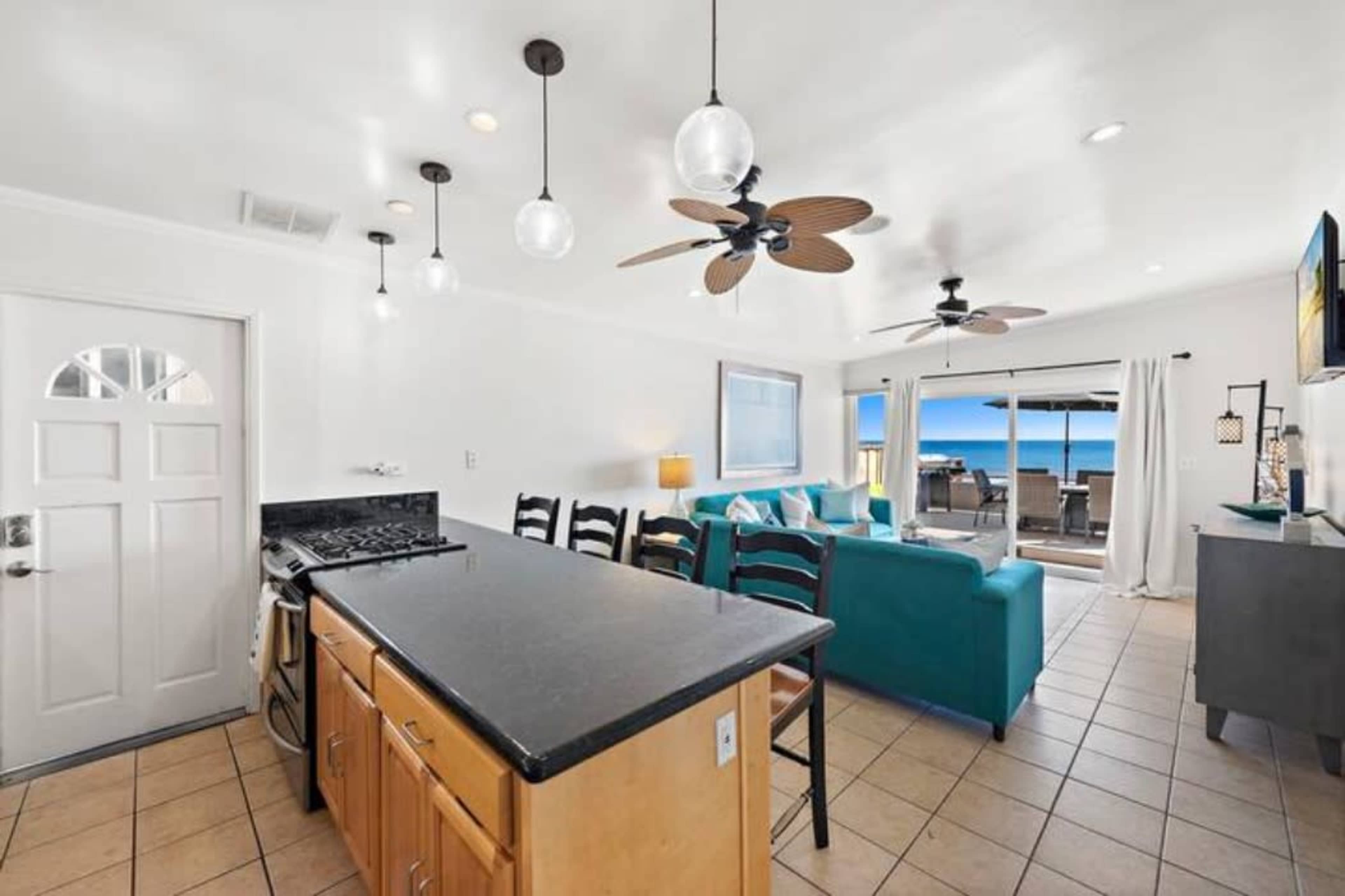 Lake Brandy Luxury Lake House Image in Muskoka Lakes, Port Carling, ON