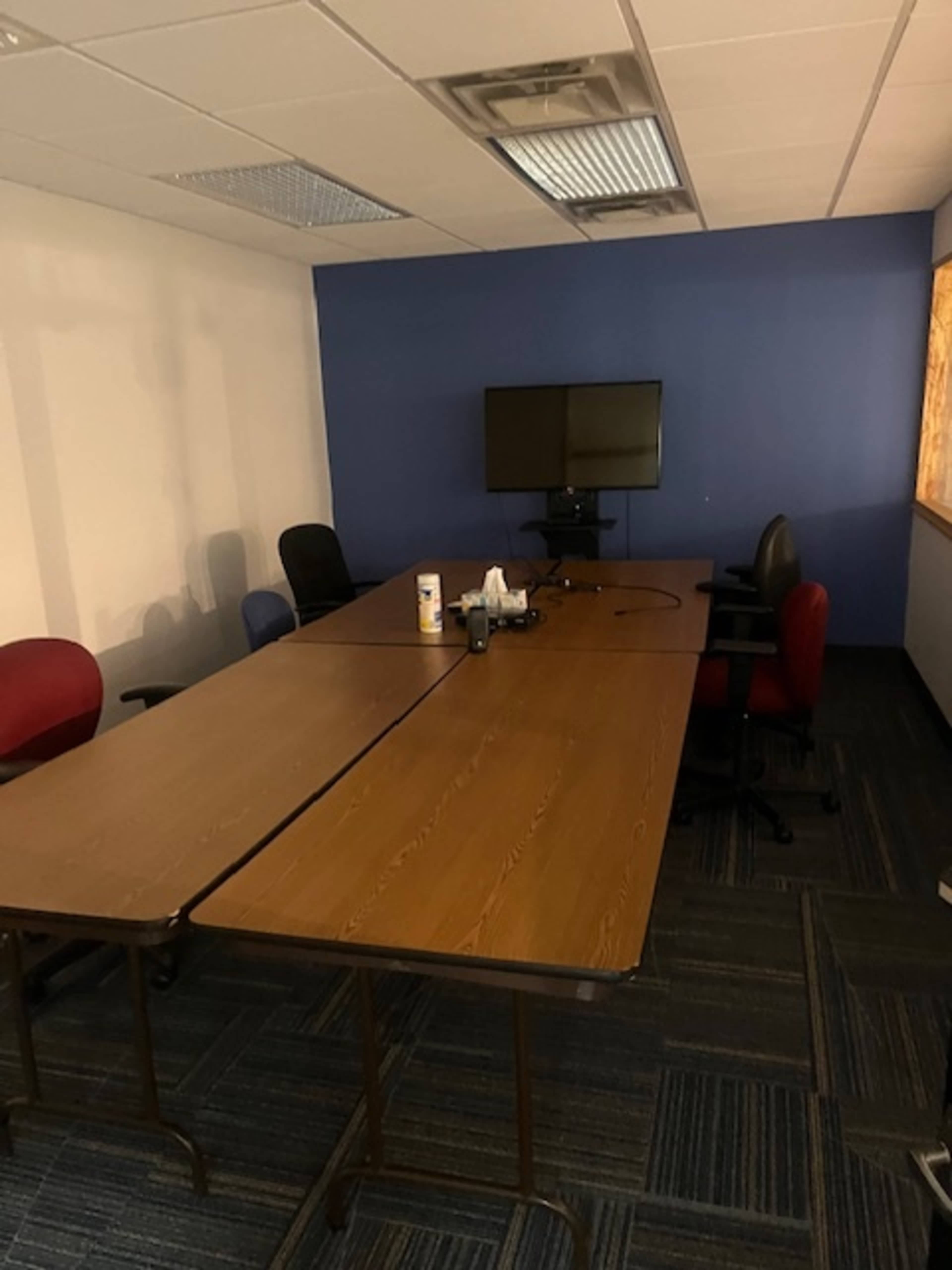 Pod Style Meeting Space for 3-5 (monthly) Image in Midtown, Detroit, MI