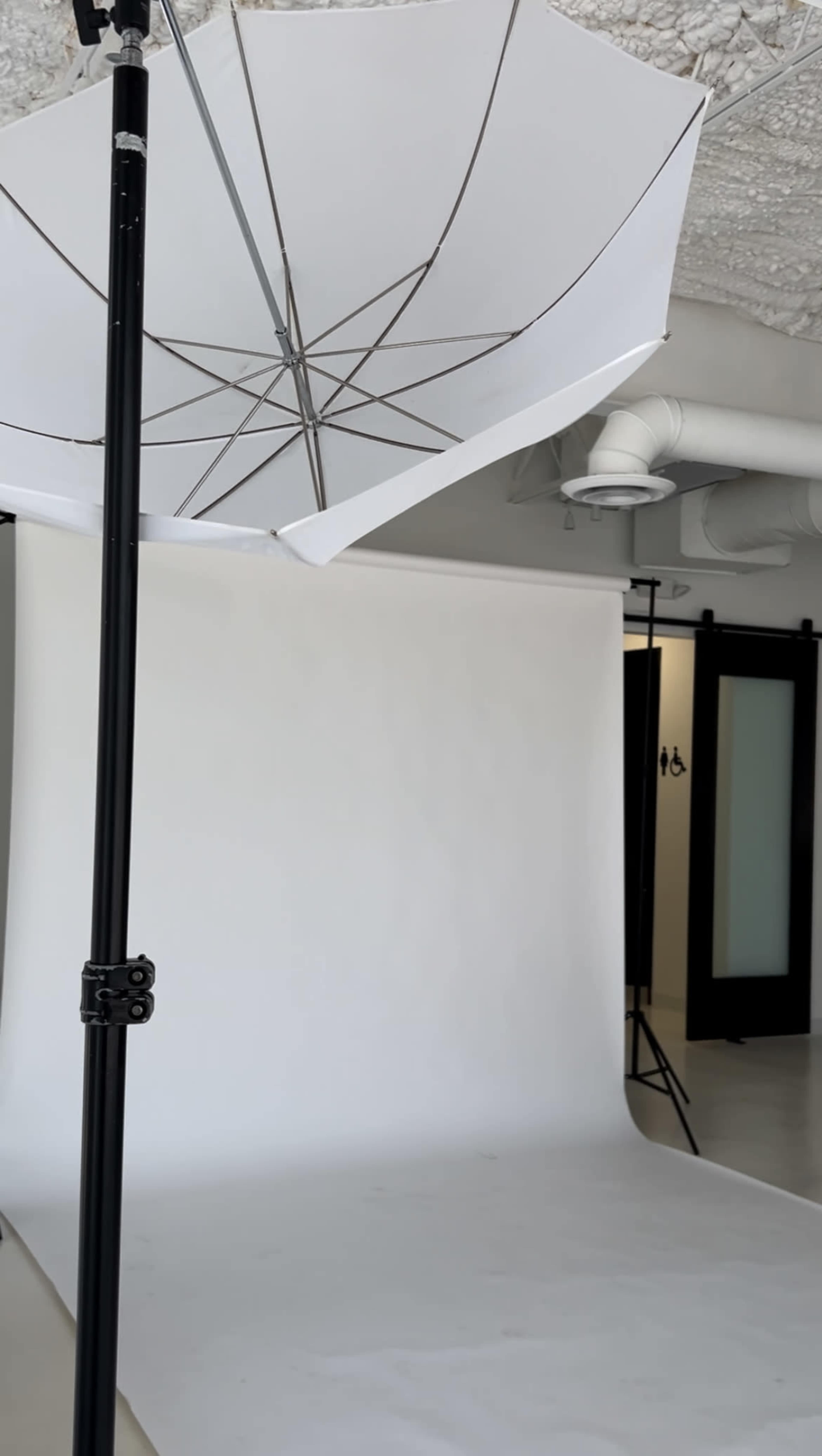 The Perfect Creative Space in Northwest Houston where 290, 601 & I-10 meet Image in Spring Branch East, Houston, TX