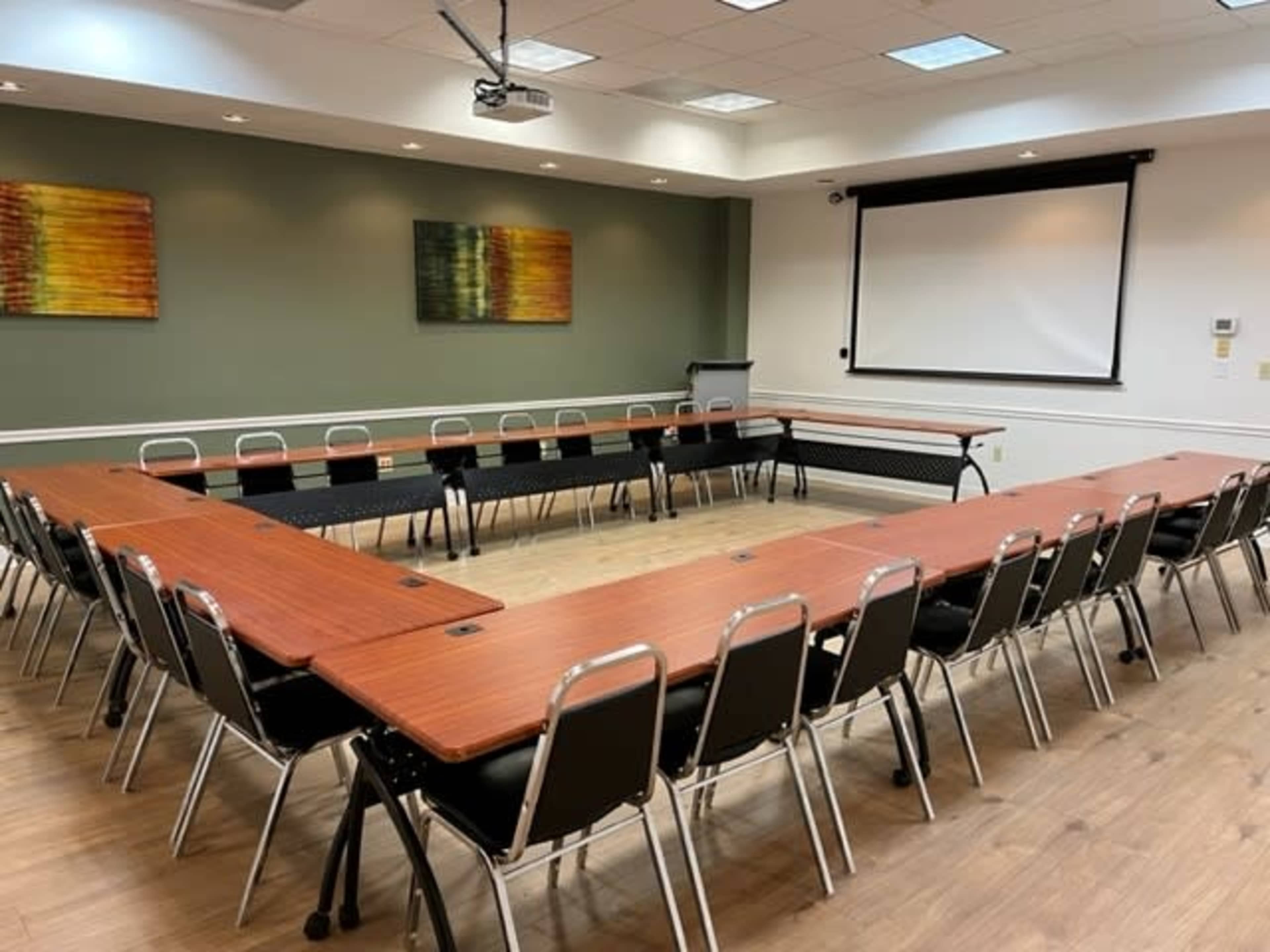 Training or event room great location for 1 to 50 people Image in North Fort Lauderdale, Fort Lauderdale, FL