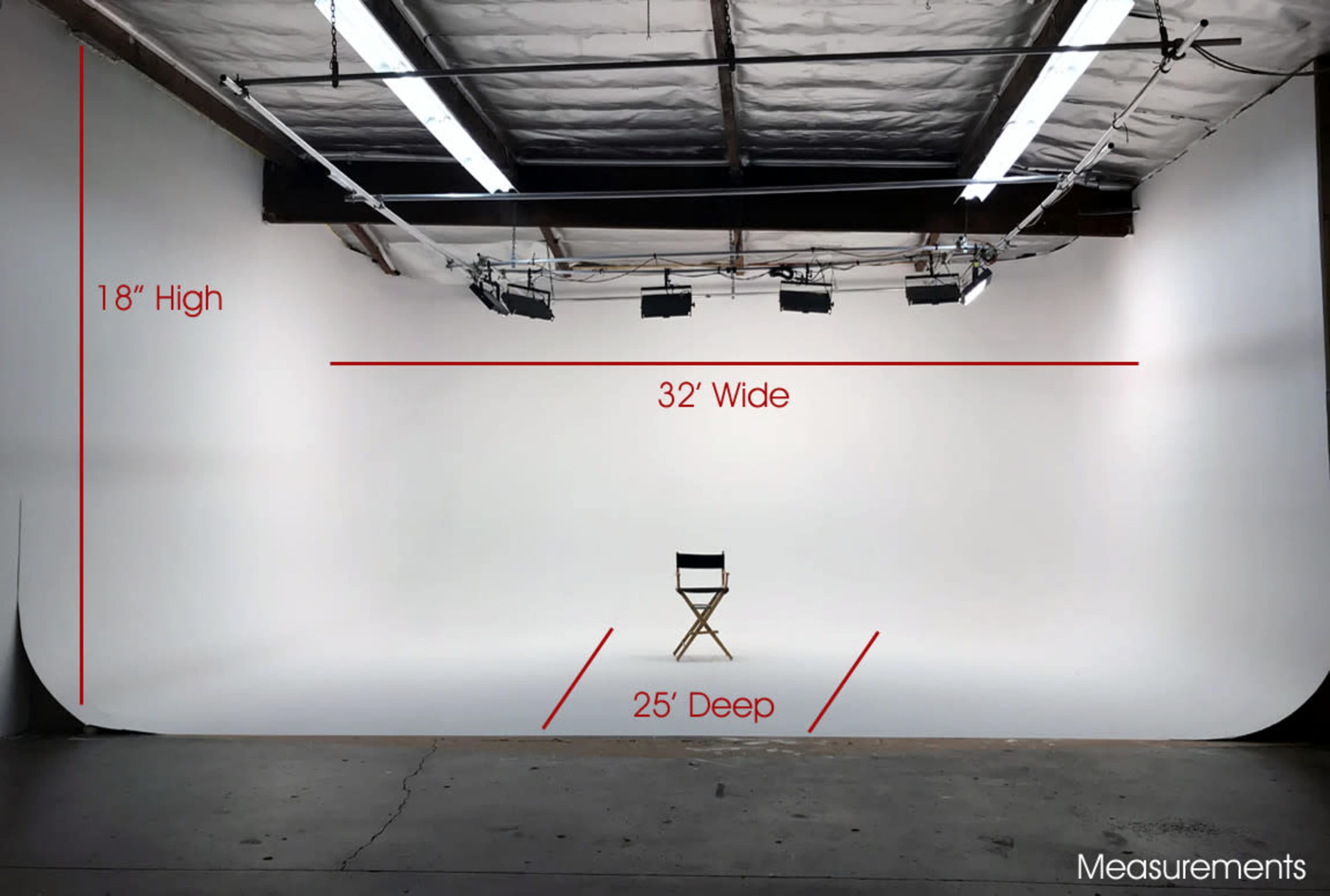 Production Studio with 32' - 3 Wall Cyc Image in Burbank, Burbank, CA