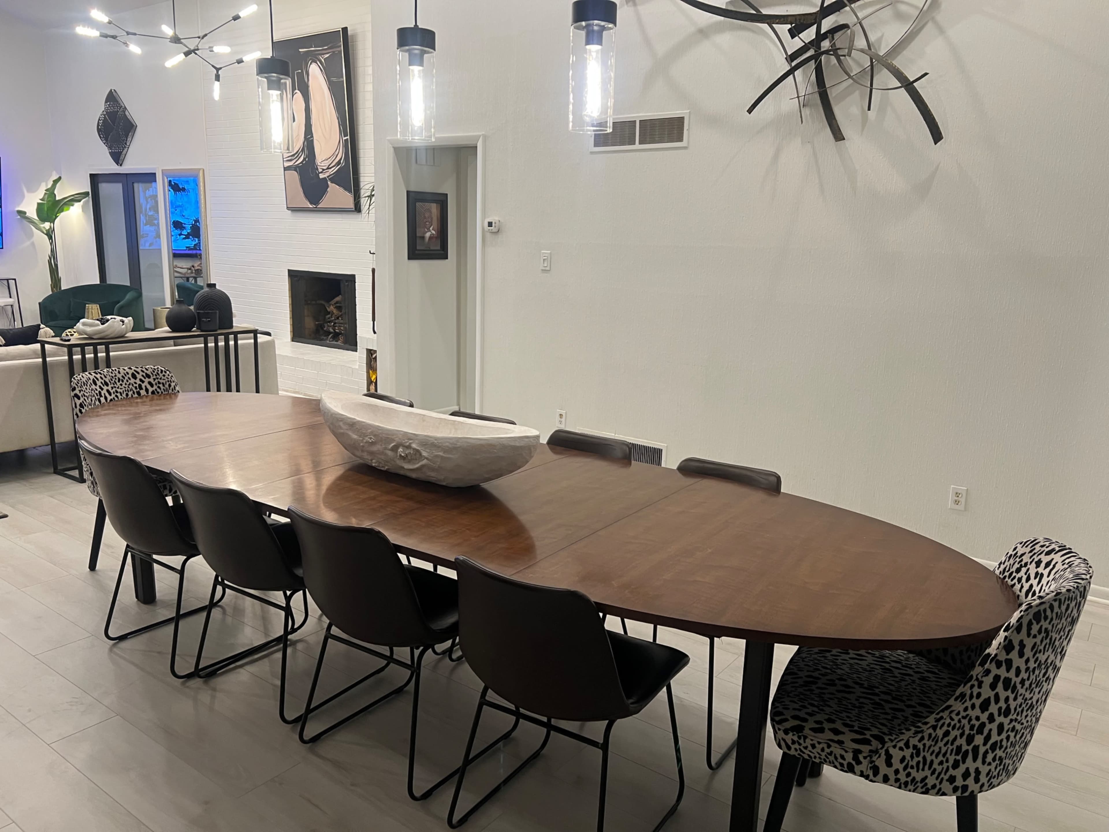 Modern Suburban Home in Wilmington for Events & Meetings & More. Image in Edgemoor, Wilmington, DE