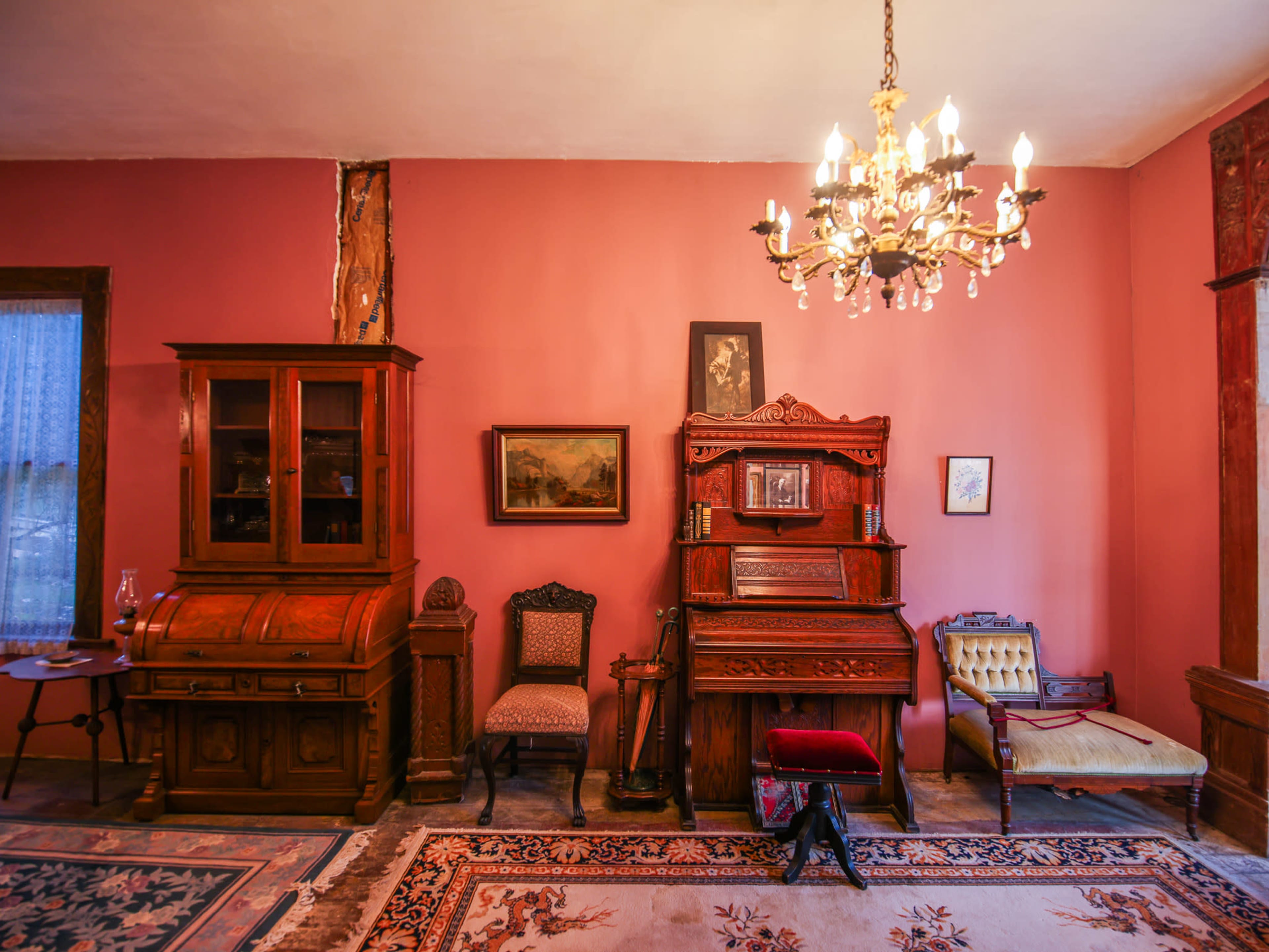 Historic Victorian Mansion #010 in Pasadena | Film & Photo Location Image in Montecito Heights, Los Angeles, CA