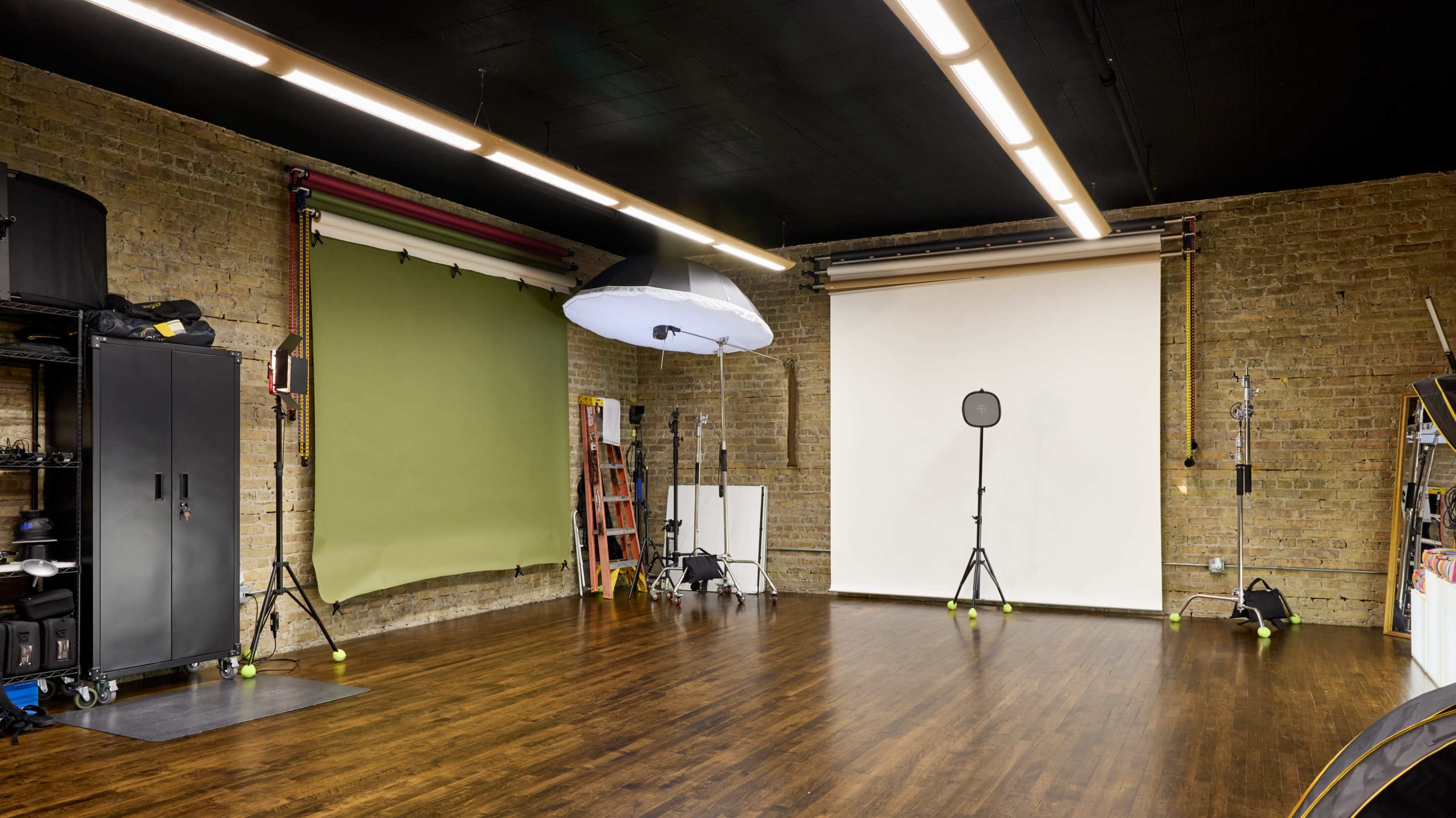 Private Loft Photography Studio Image in Belmont Cragin, Chicago, IL