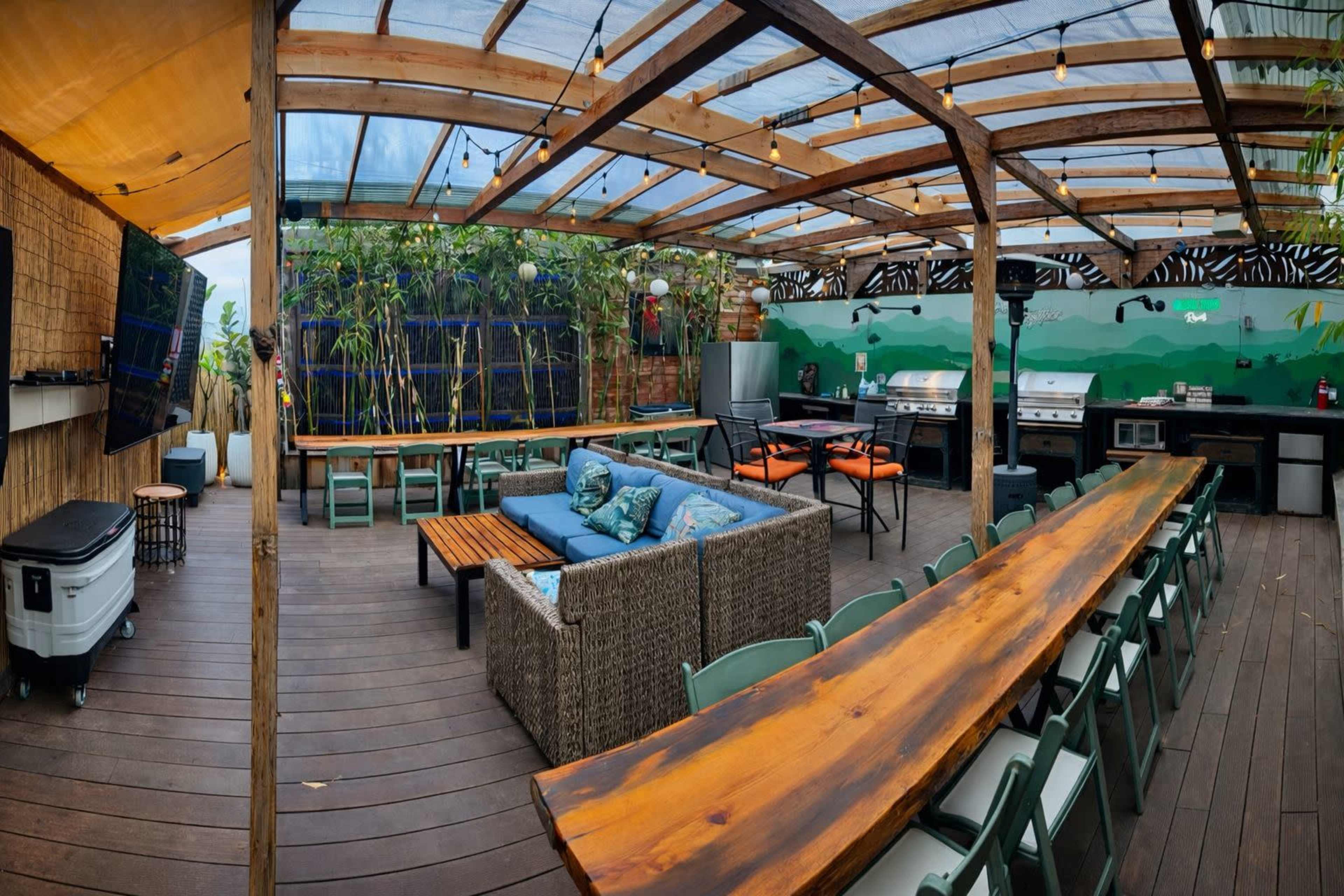Bamboo Garden Lounge - 2 Outdoor Grills + 50\ Image in Stockton, San diego, CA