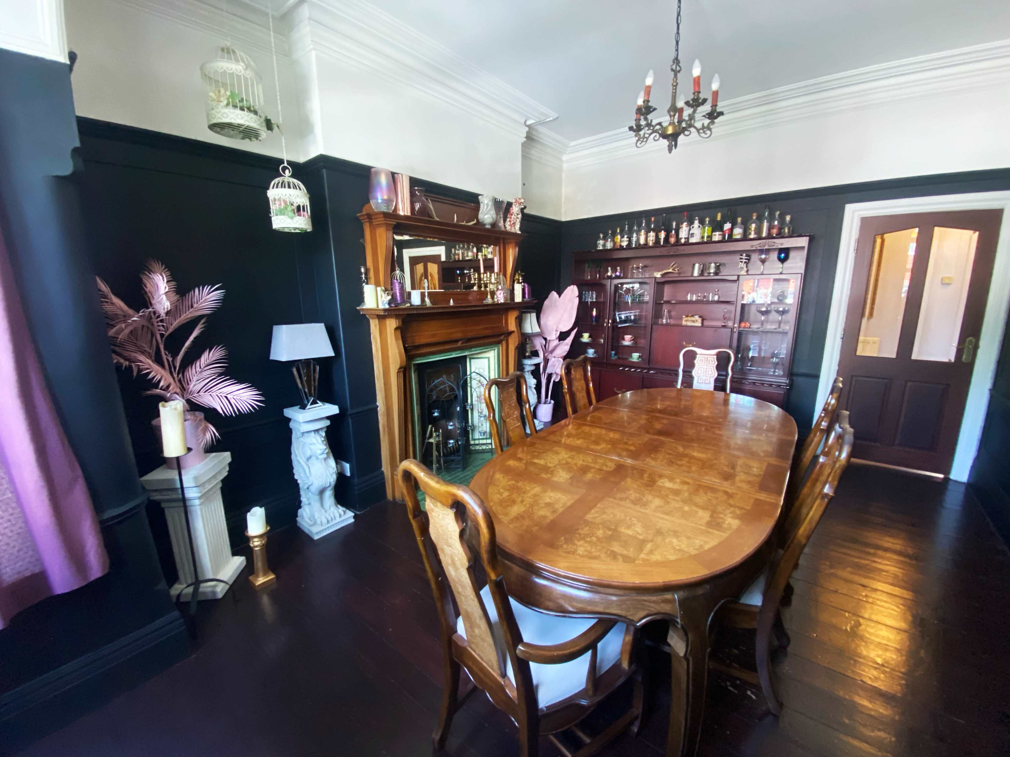 Romantic Edwardian Set House Image in Salford, Manchester