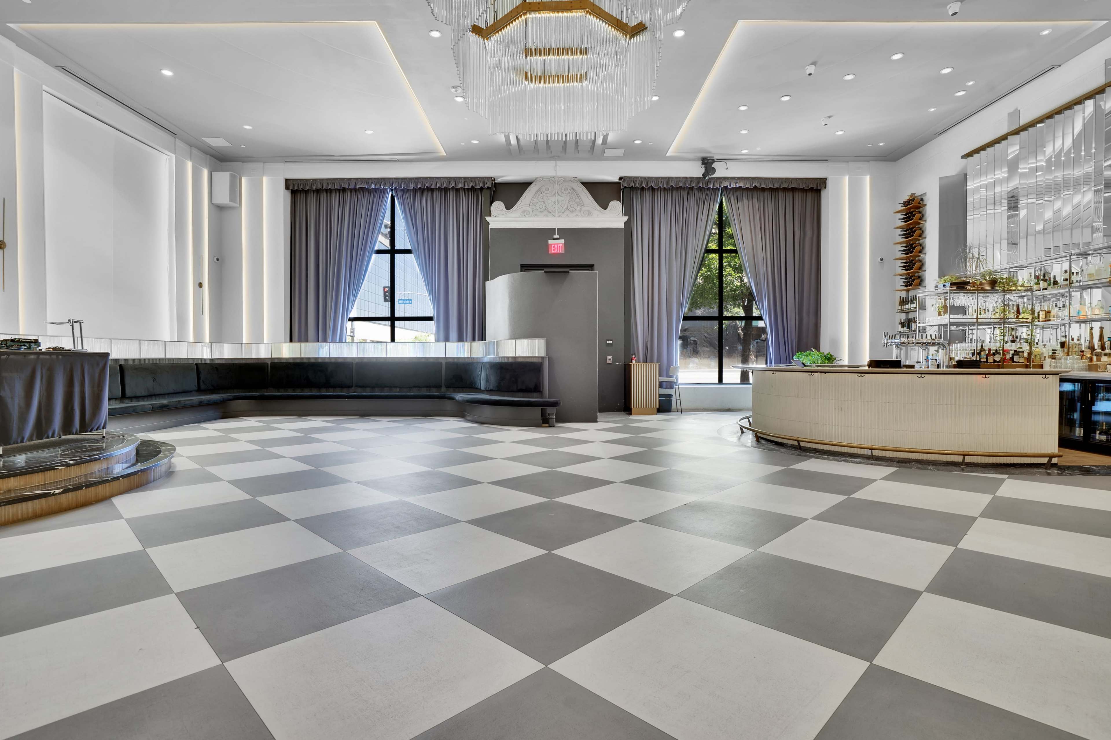 Luxurious & Dynamic Downtown LA Venue w/ Great Location Image in Koreatown, Los Angeles, CA