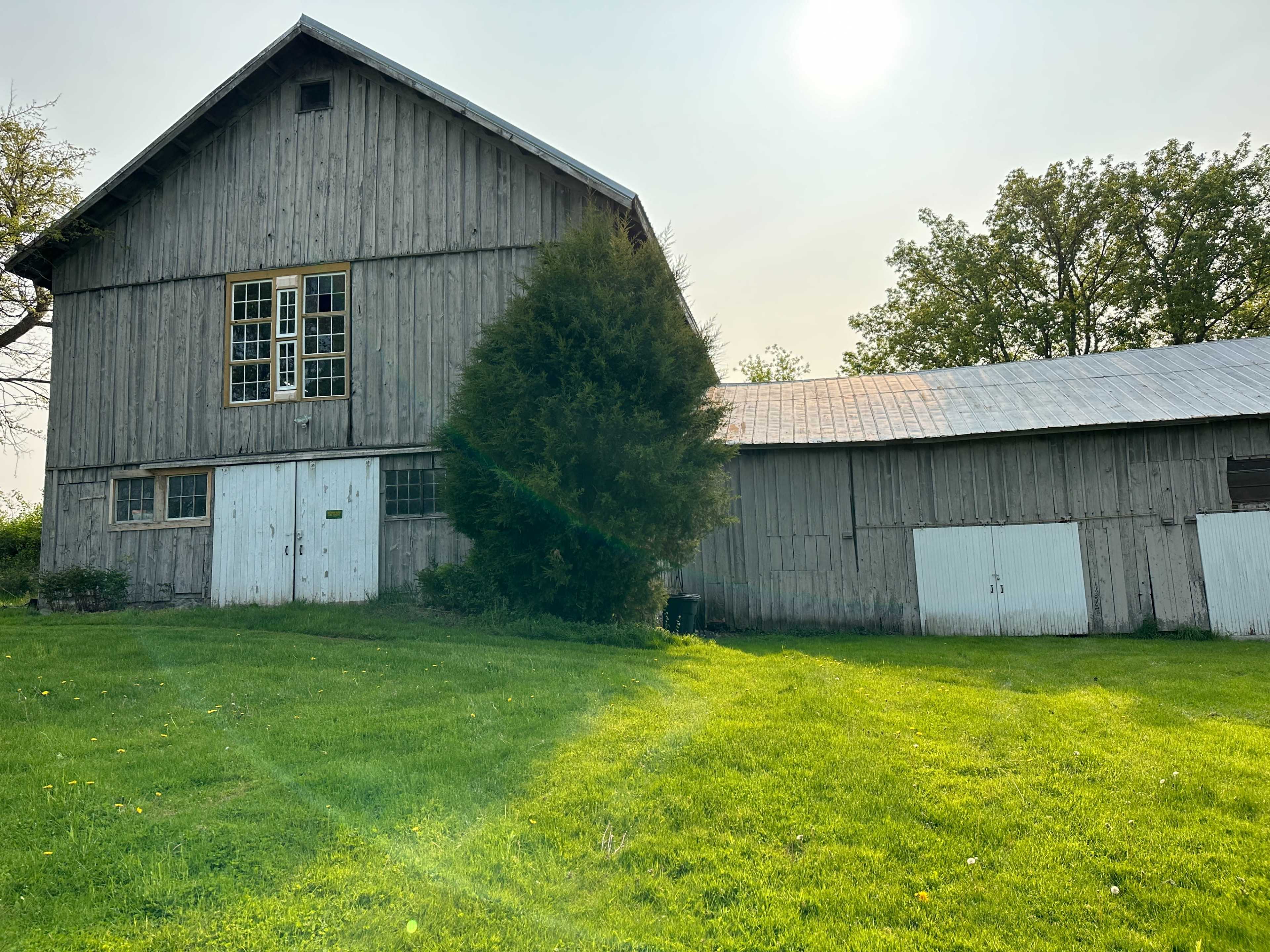 Upstate Rustic Barn on 5 Acres - Surrounded By Apple Orchards Image in , North Rose, NY