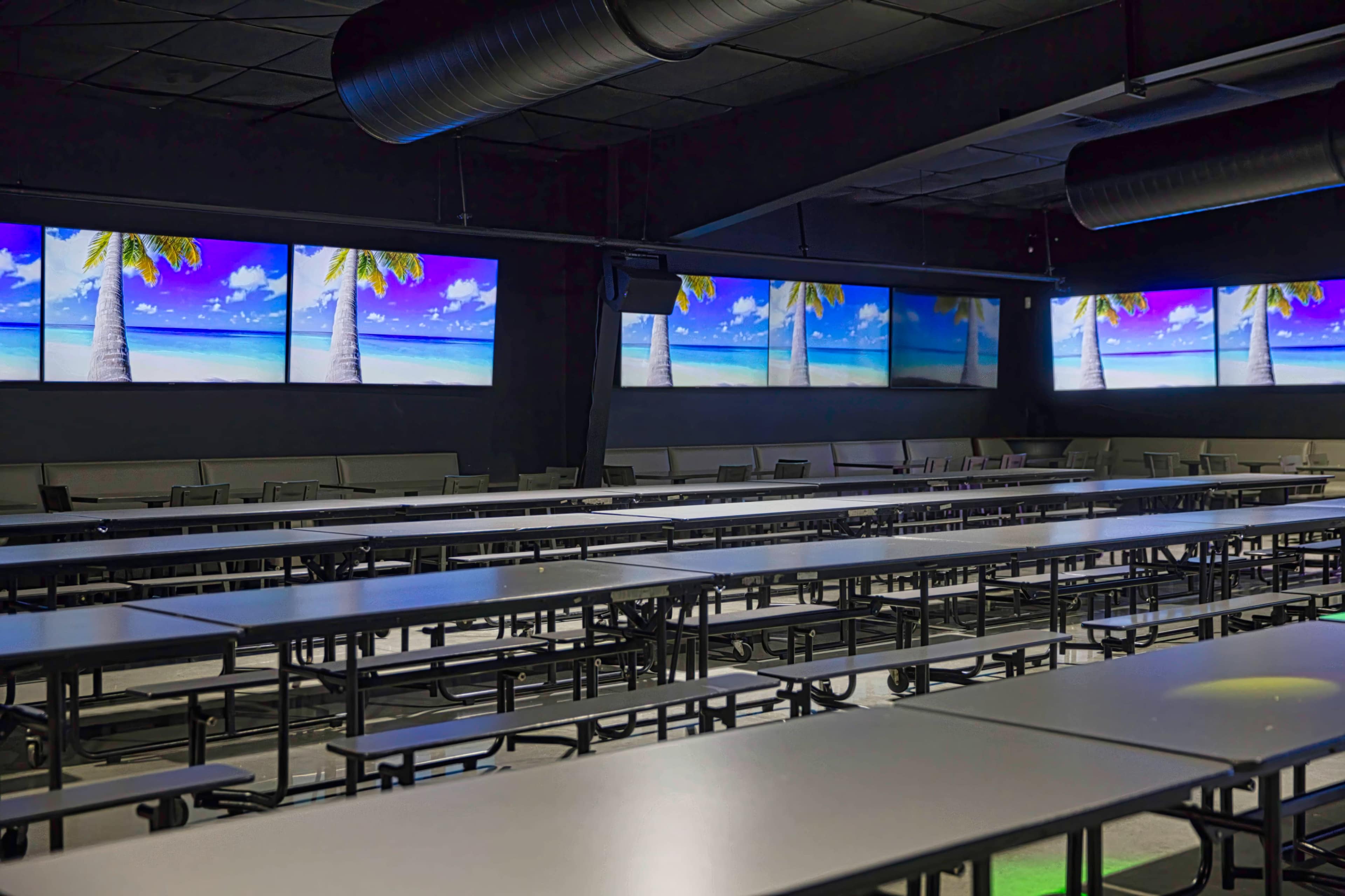 Historic Palmetto, FL - Industrial, spacious, state-of -art AV system with 36 85" LED TVs!! Image in Palmetto, Palmetto, FL