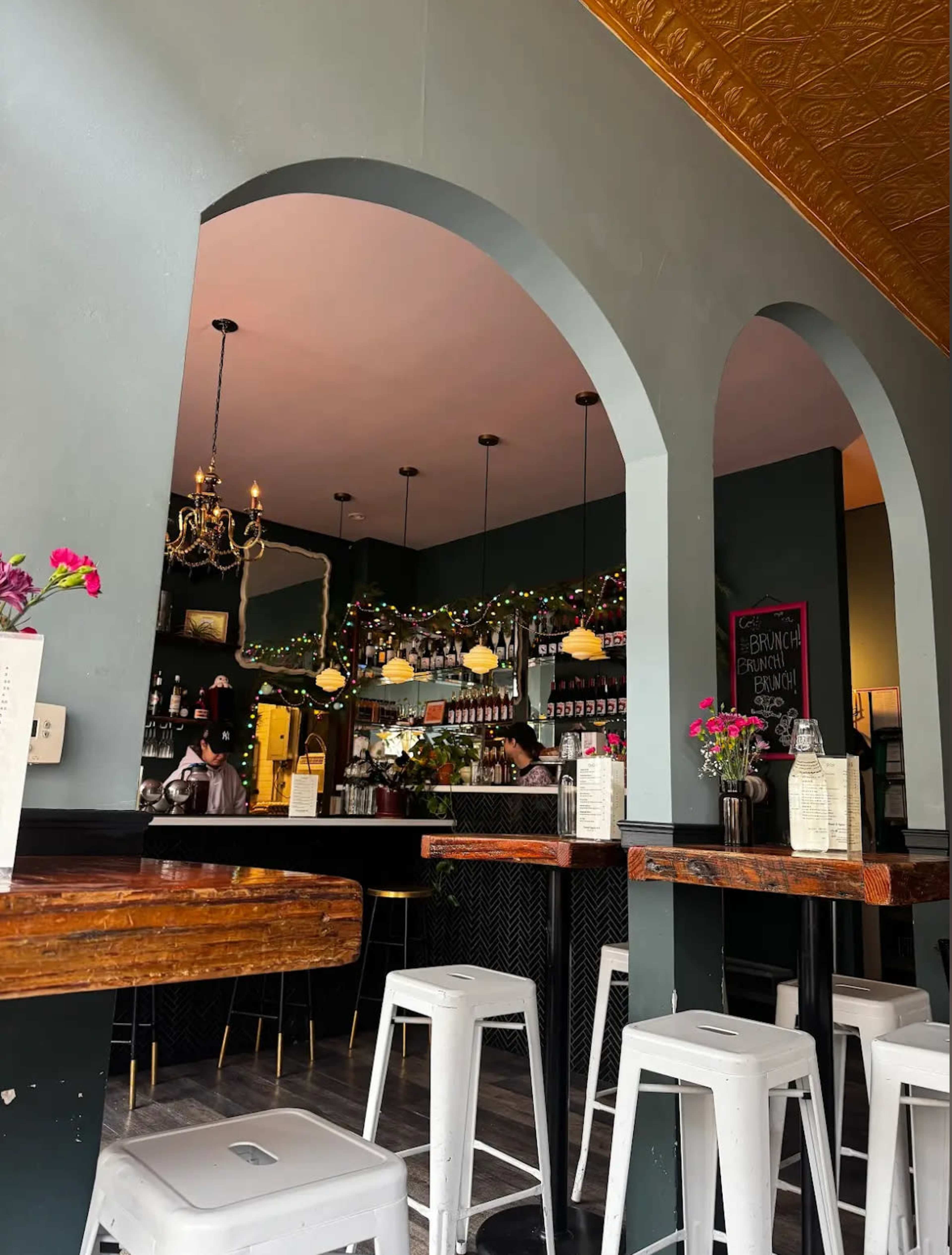 Cozy Bar Venue Image in Ridgewood, Ridgewood, NY