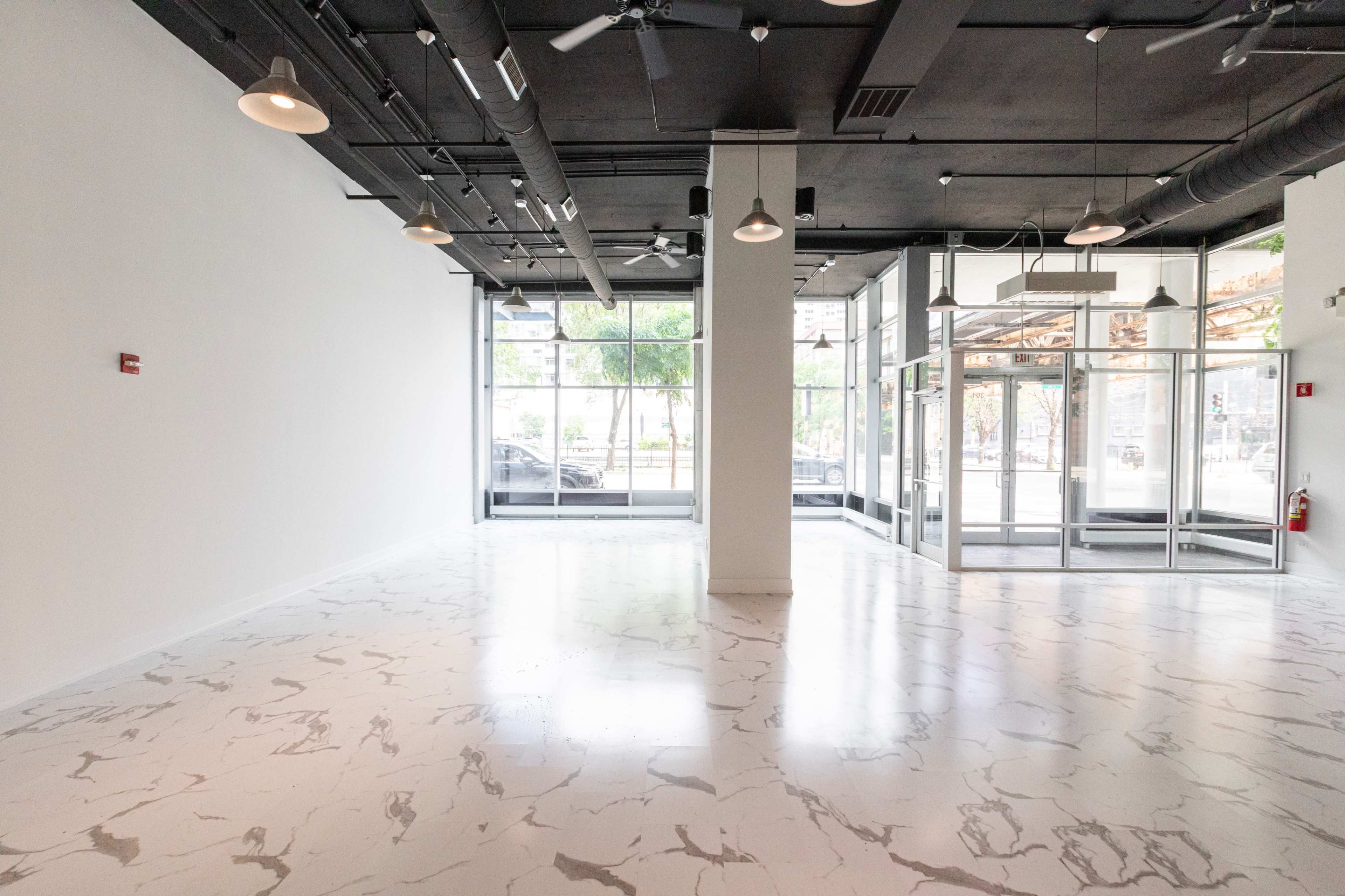 Gallery Venue in River North Image in Near North Side, Chicago, IL