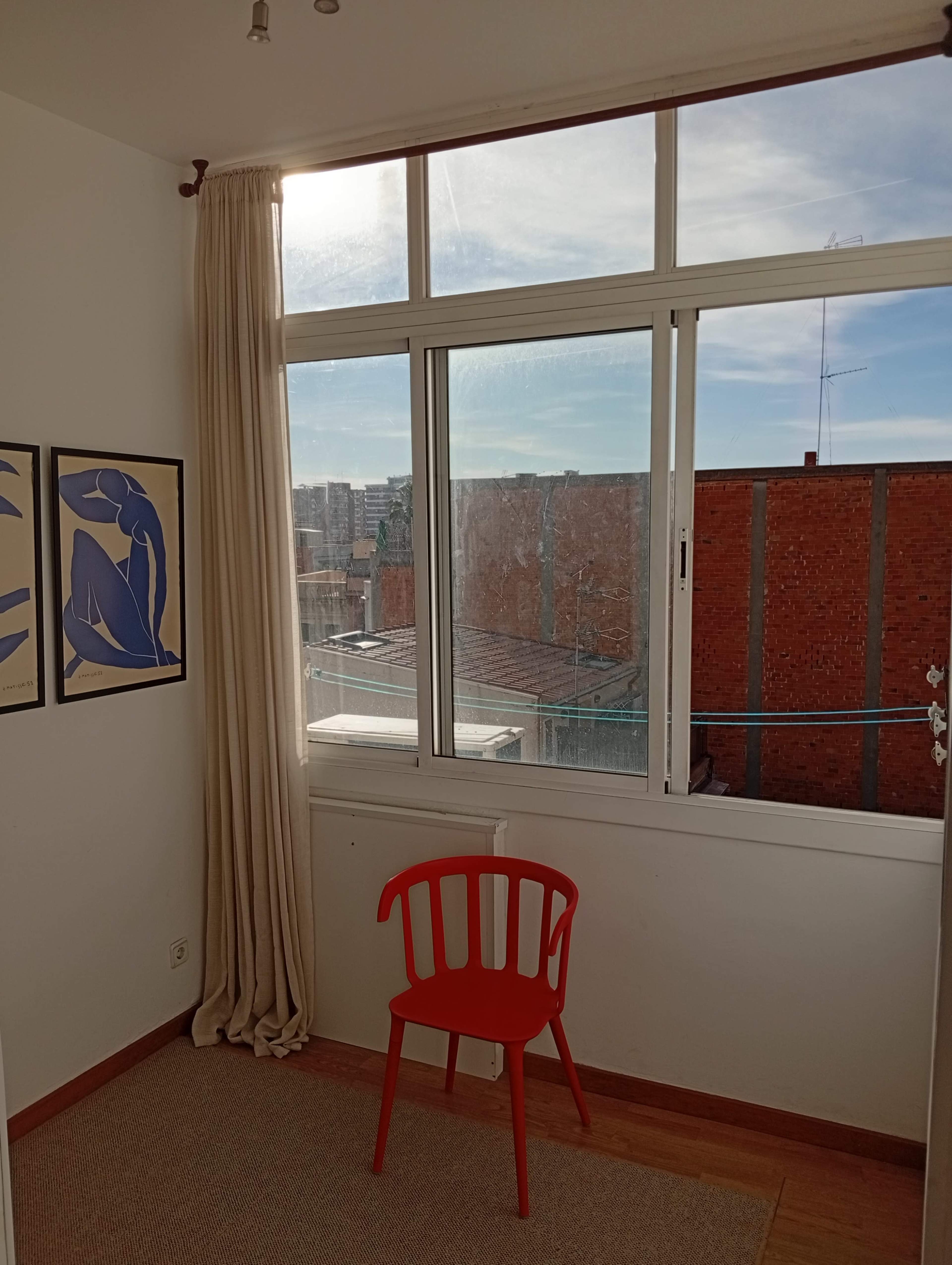 Centric bright studio Image in Sants, Barcelona, B