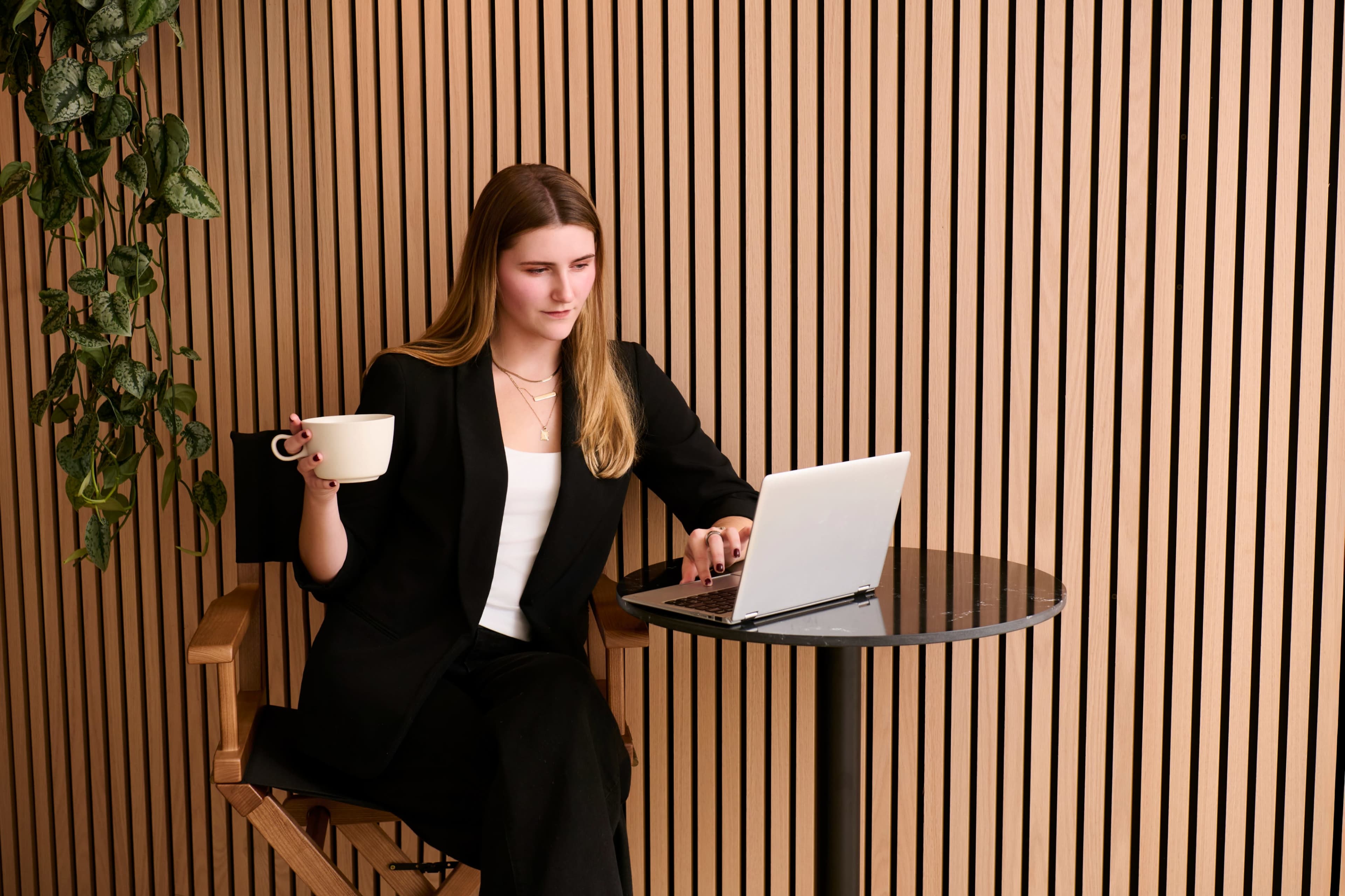 Beautiful, Warm and Modern Lifestyle Photography Space in Northern Virginia Image in Merrifield, Fairfax, VA