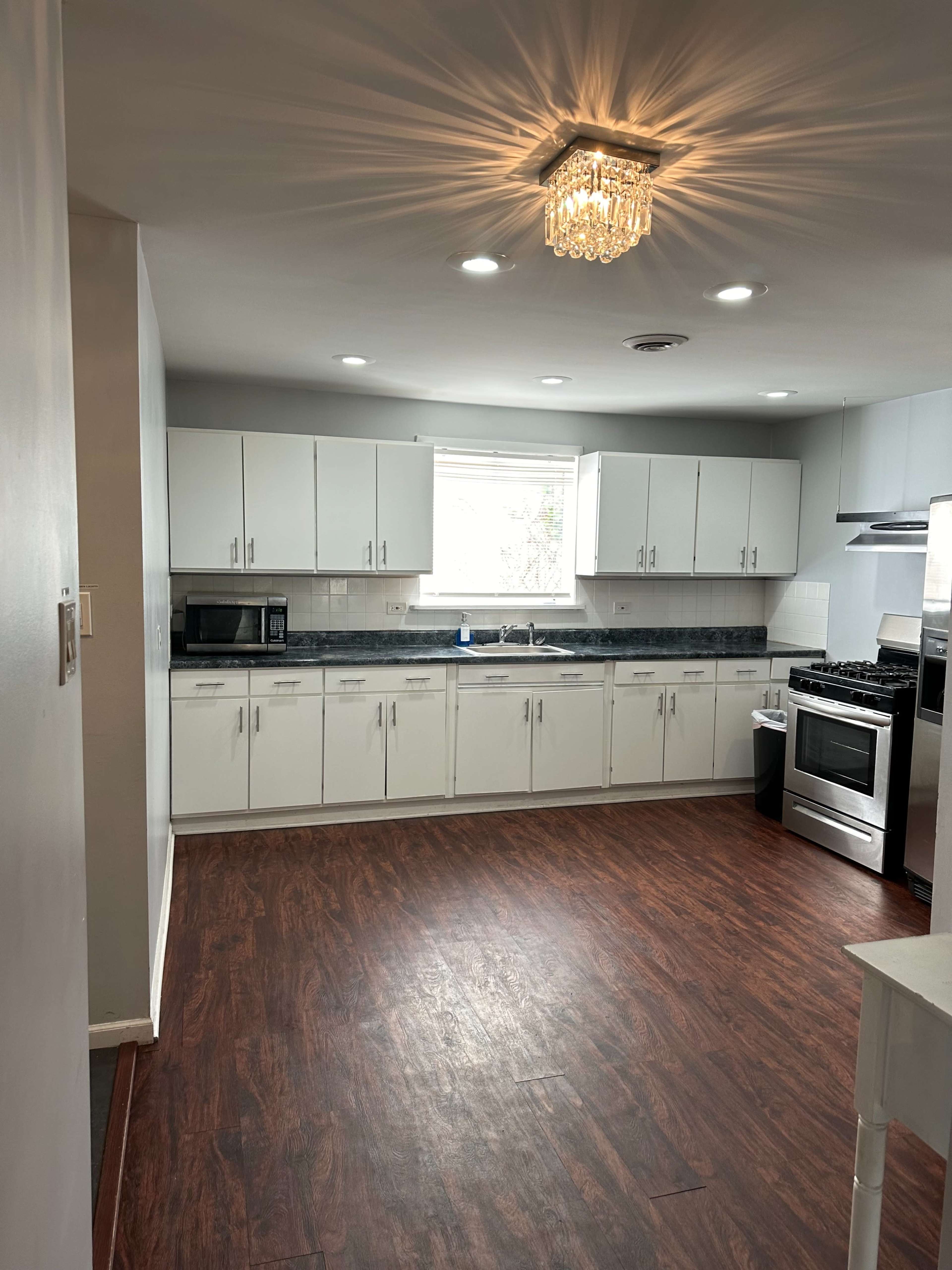 Unique and Spacious Converted Storefront Loft Image in South Old Irving Park, Chicago, IL
