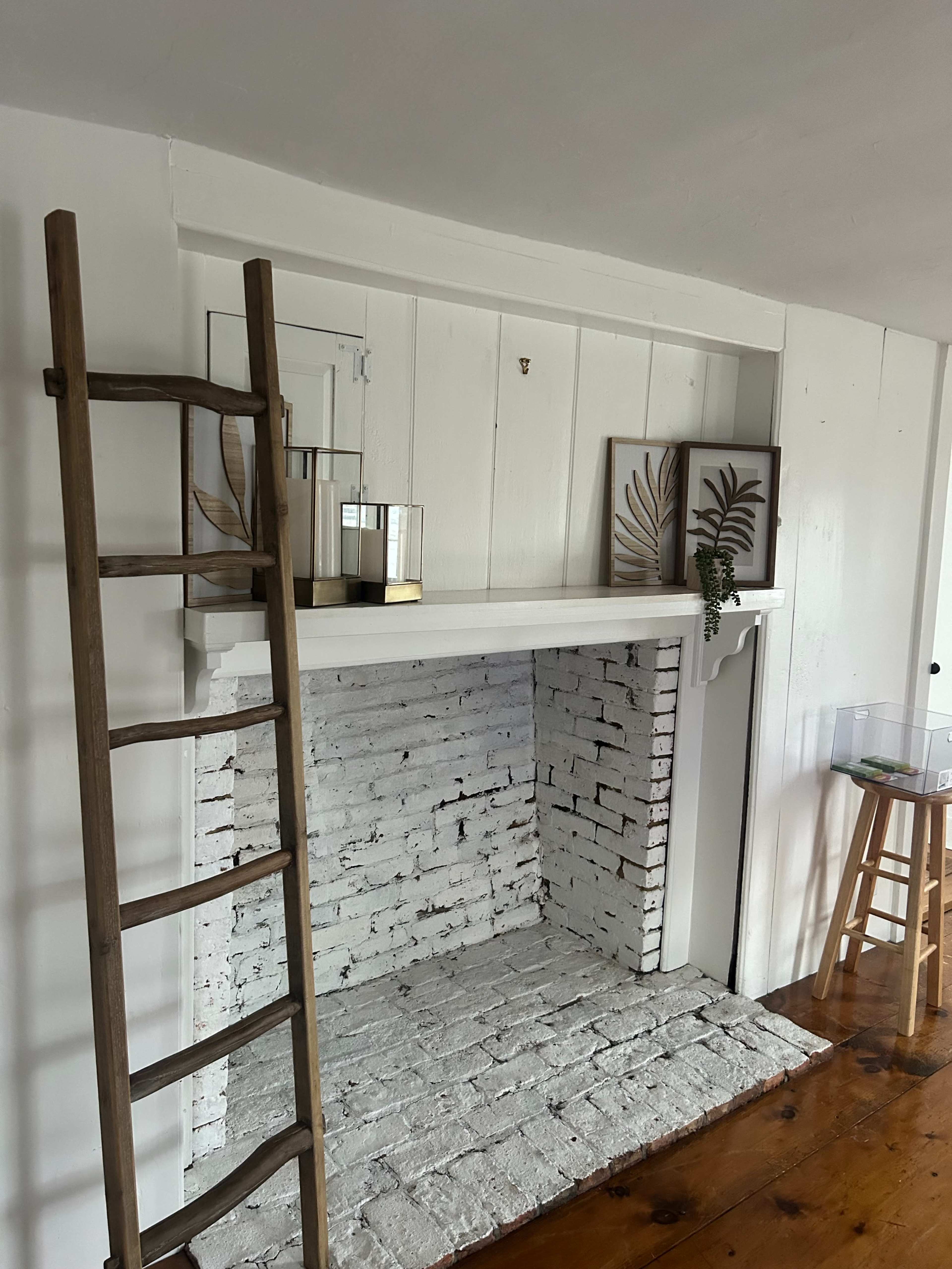 Charming Natural-Light Studio with Rustic Touches and Modern Comforts Image in Middleton, Middleton, MA