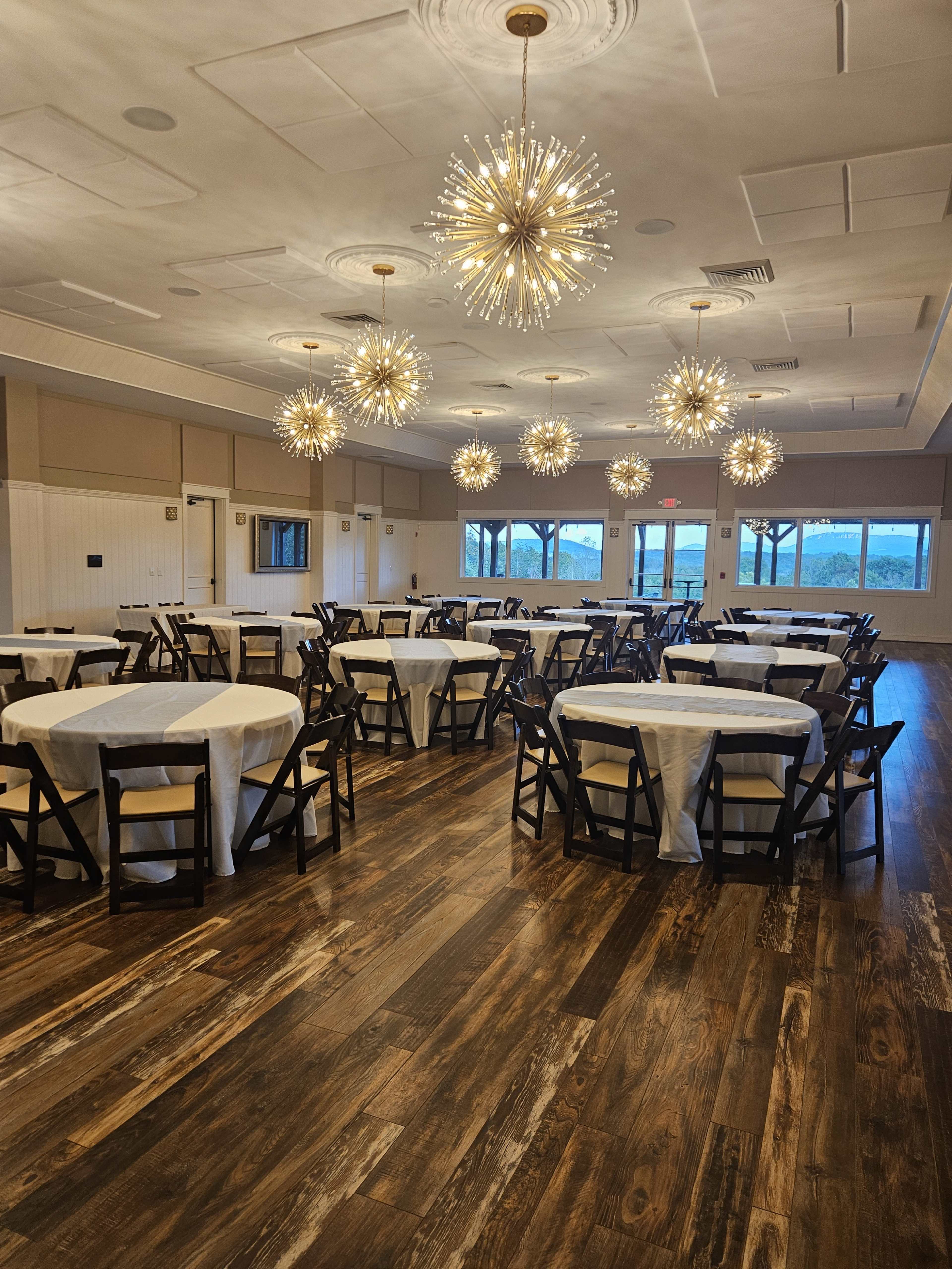 Boutique Event Venues with Lodging and a Restaurant - Event Area Image in Westfield, Westfield, NC