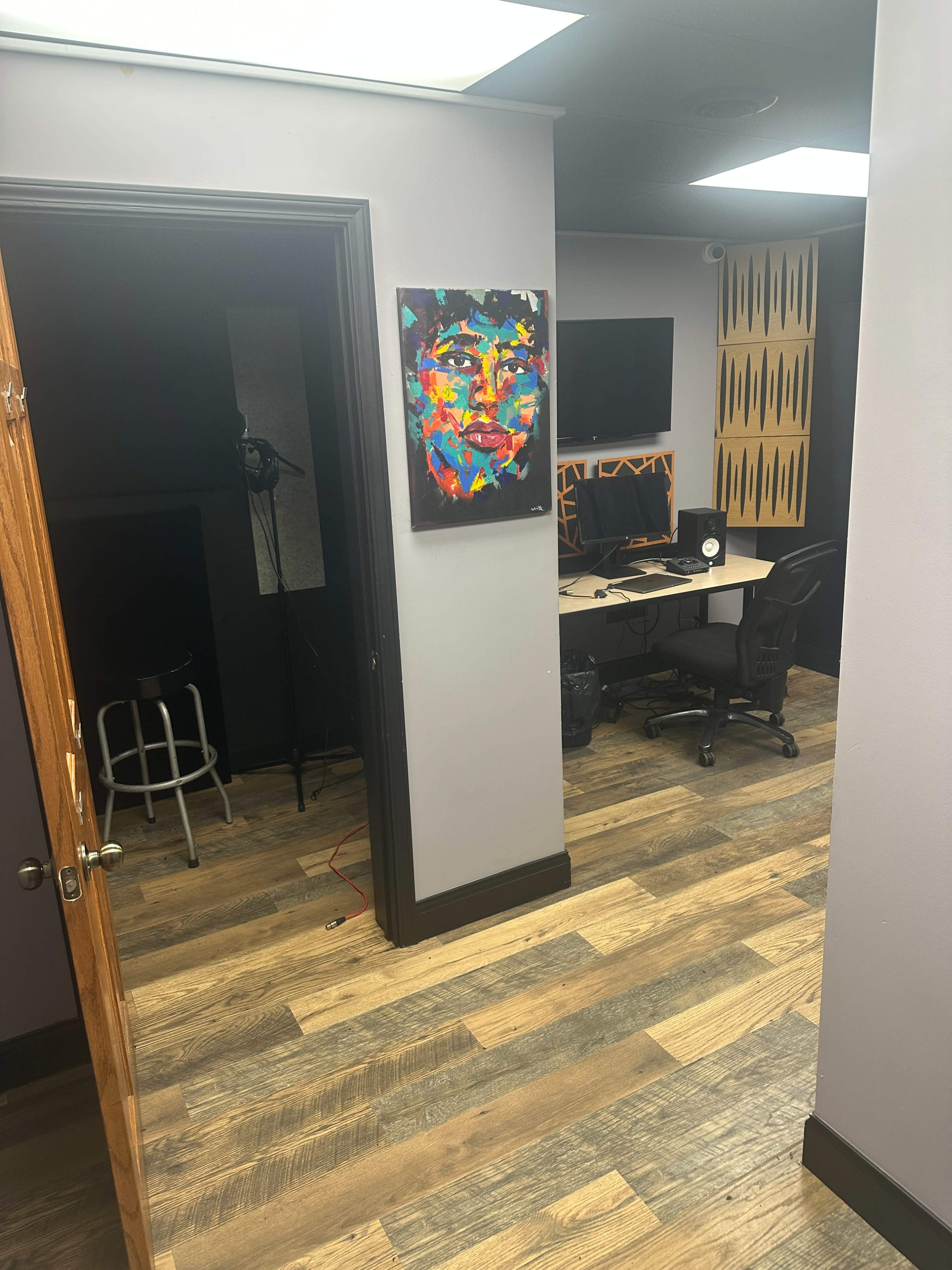 Recording Studio - Engineers Dream Image in Jefferson Park, Chicago, IL