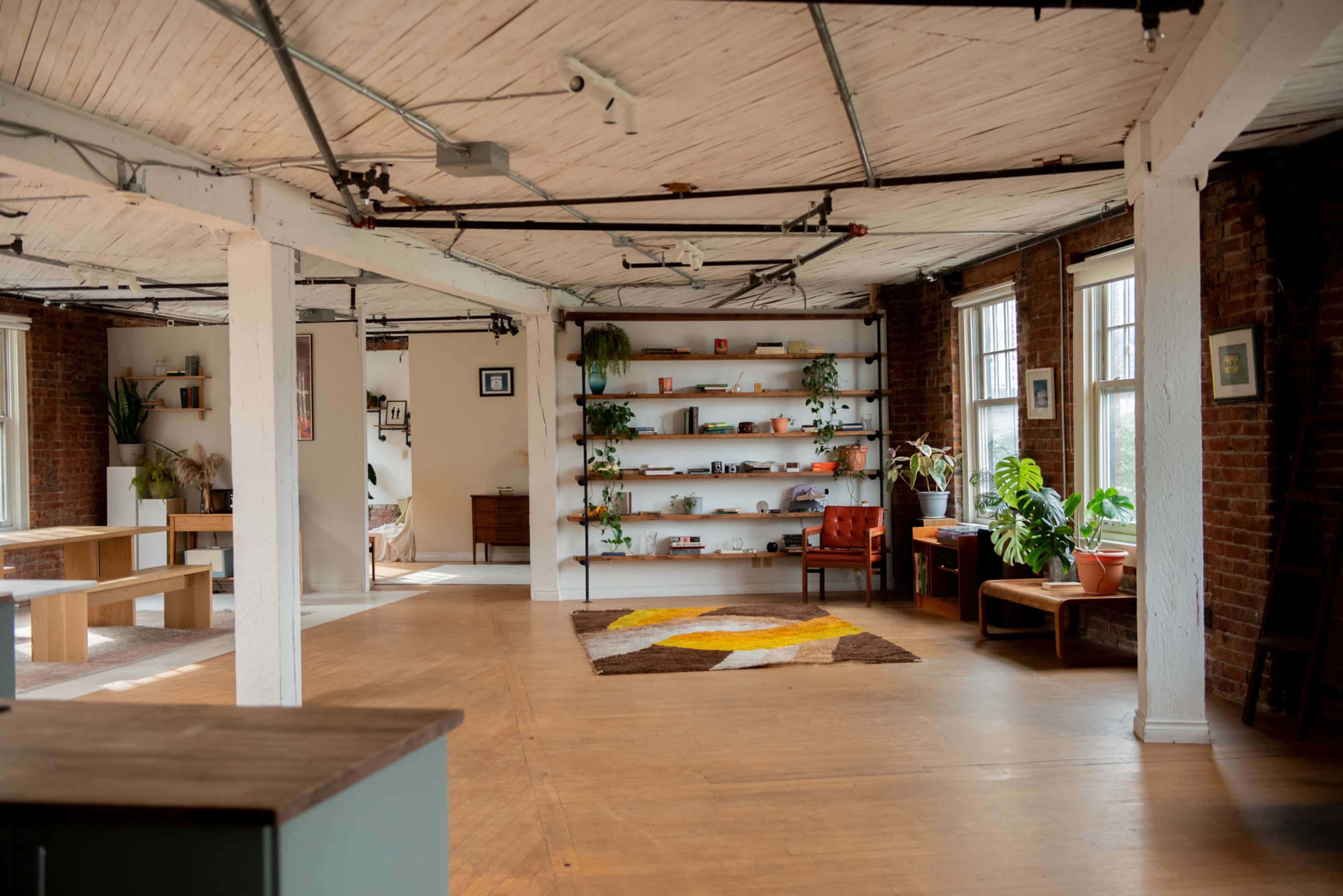 Very Large Bright Gastown Heritage Photo Studio Loft Image in Downtown Eastside, Vancouver, BC