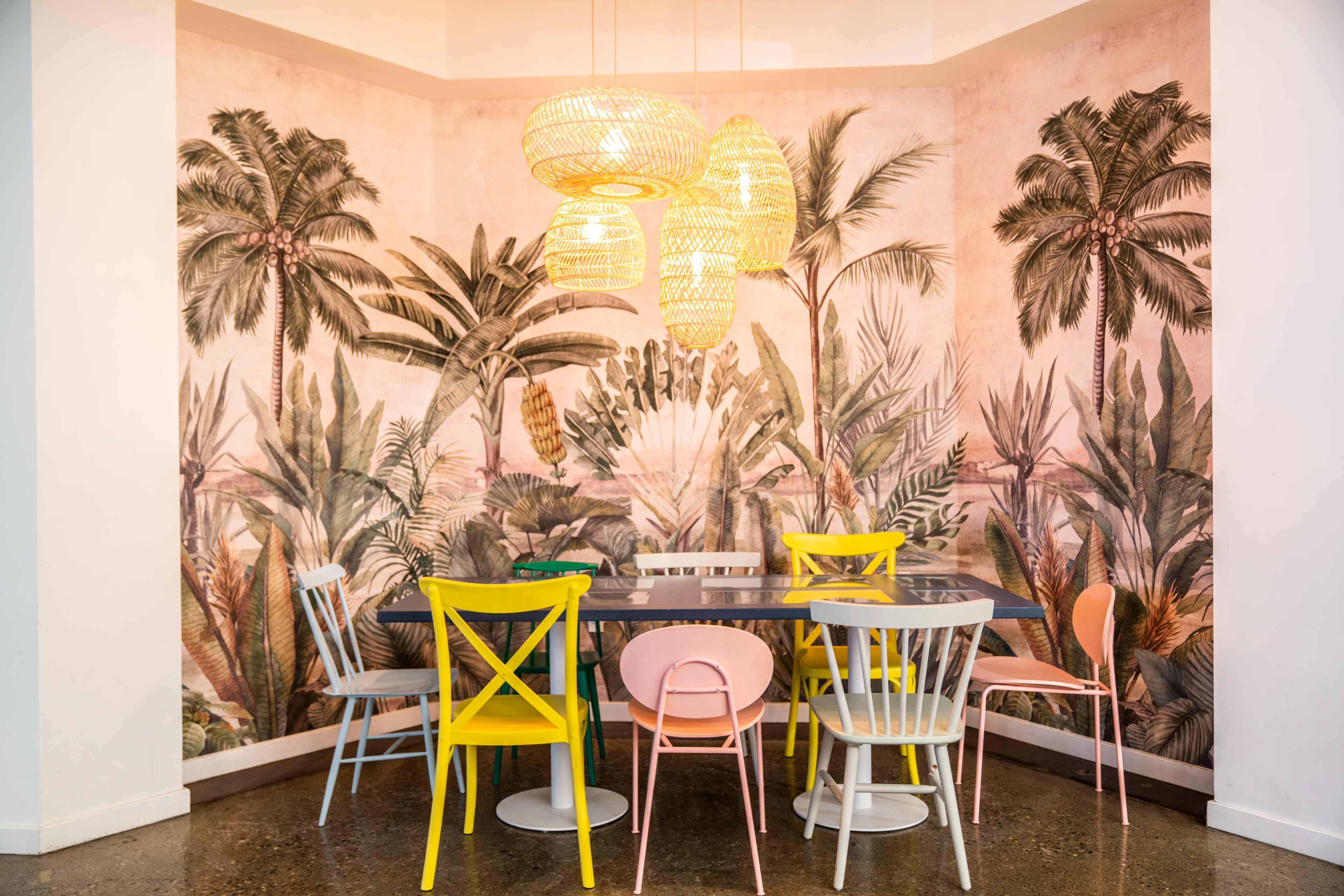Industrial-Chic Wharf Restaurant with Cozy Vibes Image in Fisherman's Wharf, San Francisco, CA