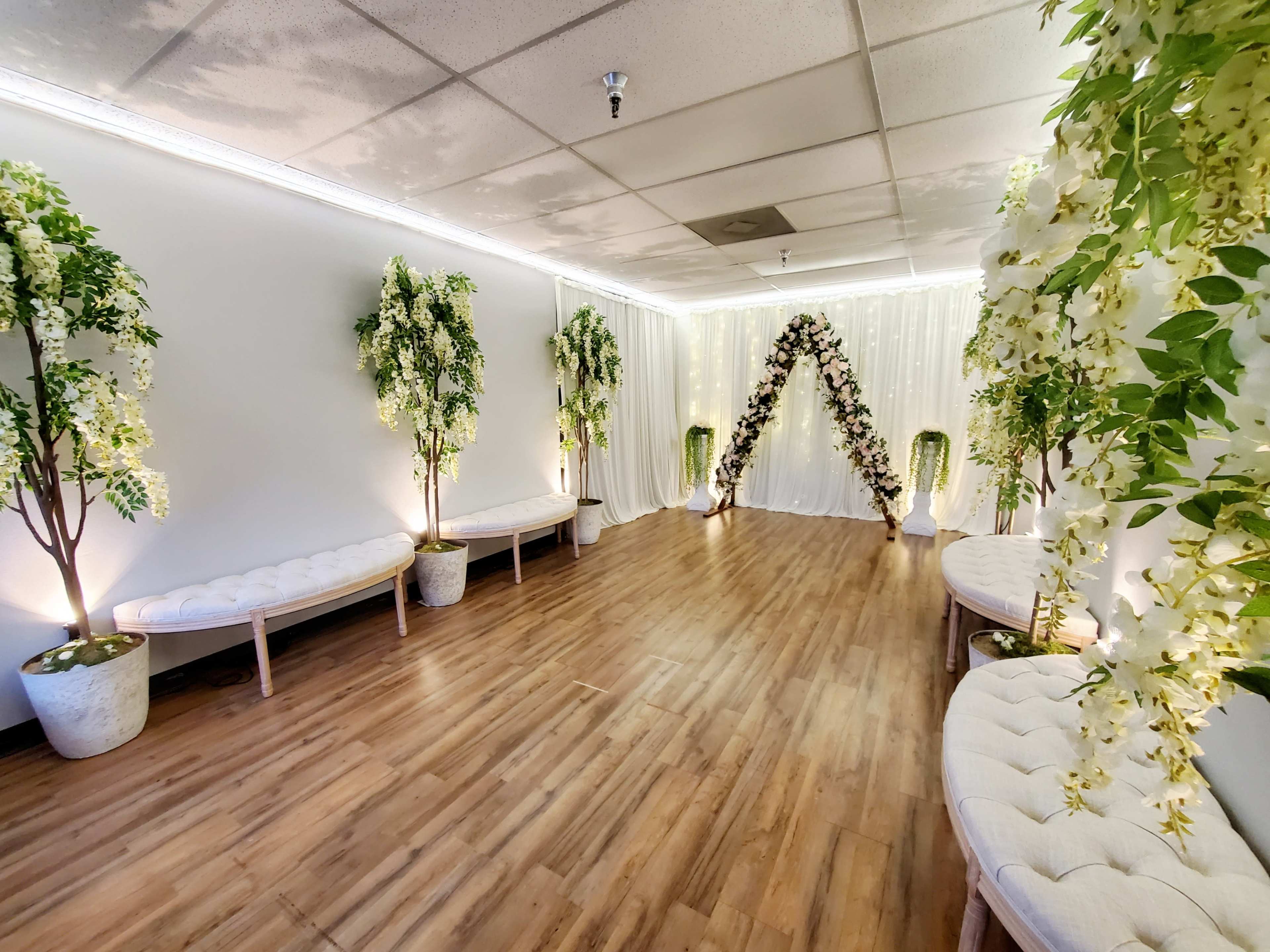 Light and Airy Hidden Studio/Chapel in Downtown Cookeville Image in Cookeville, Cookeville, TN