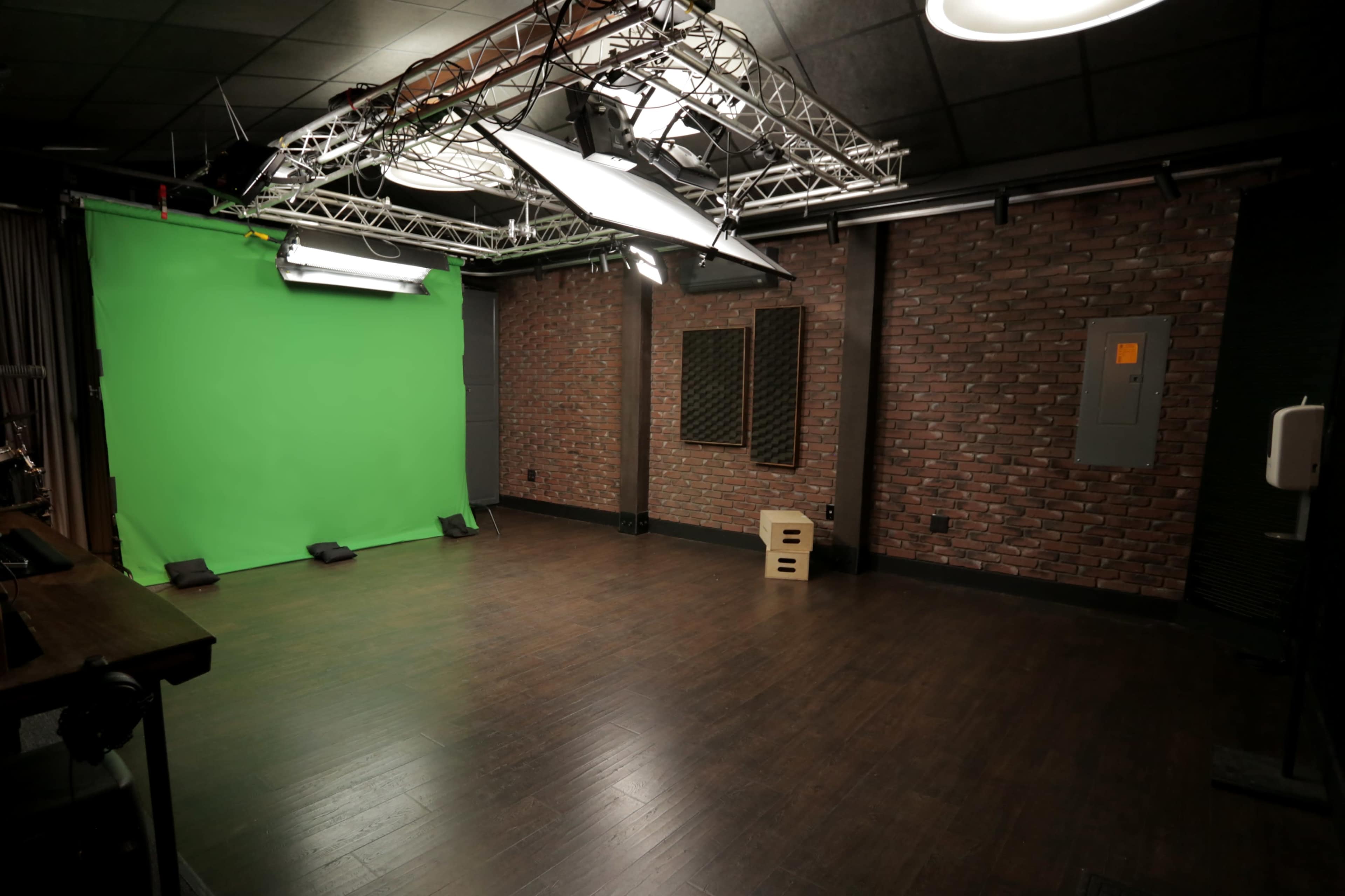 Sound-proofed studio Image in Pimmit Hills, Falls Church, VA