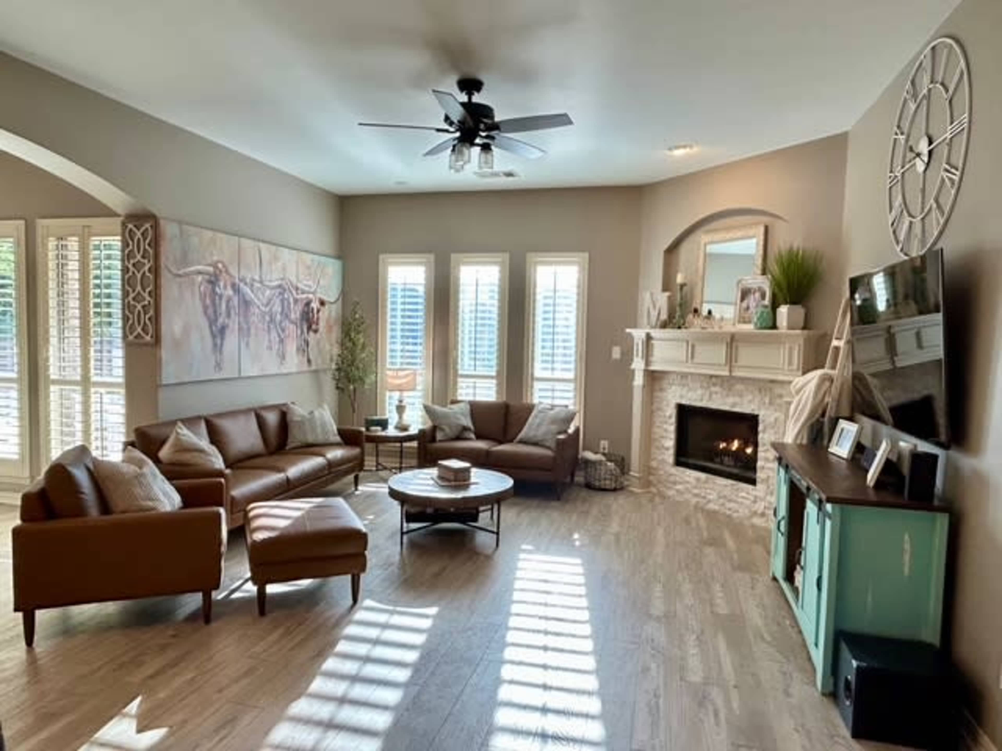 Spacious home in Fort Worth suburb near Alliance Town Center Image in Heritage, Fort Worth, TX