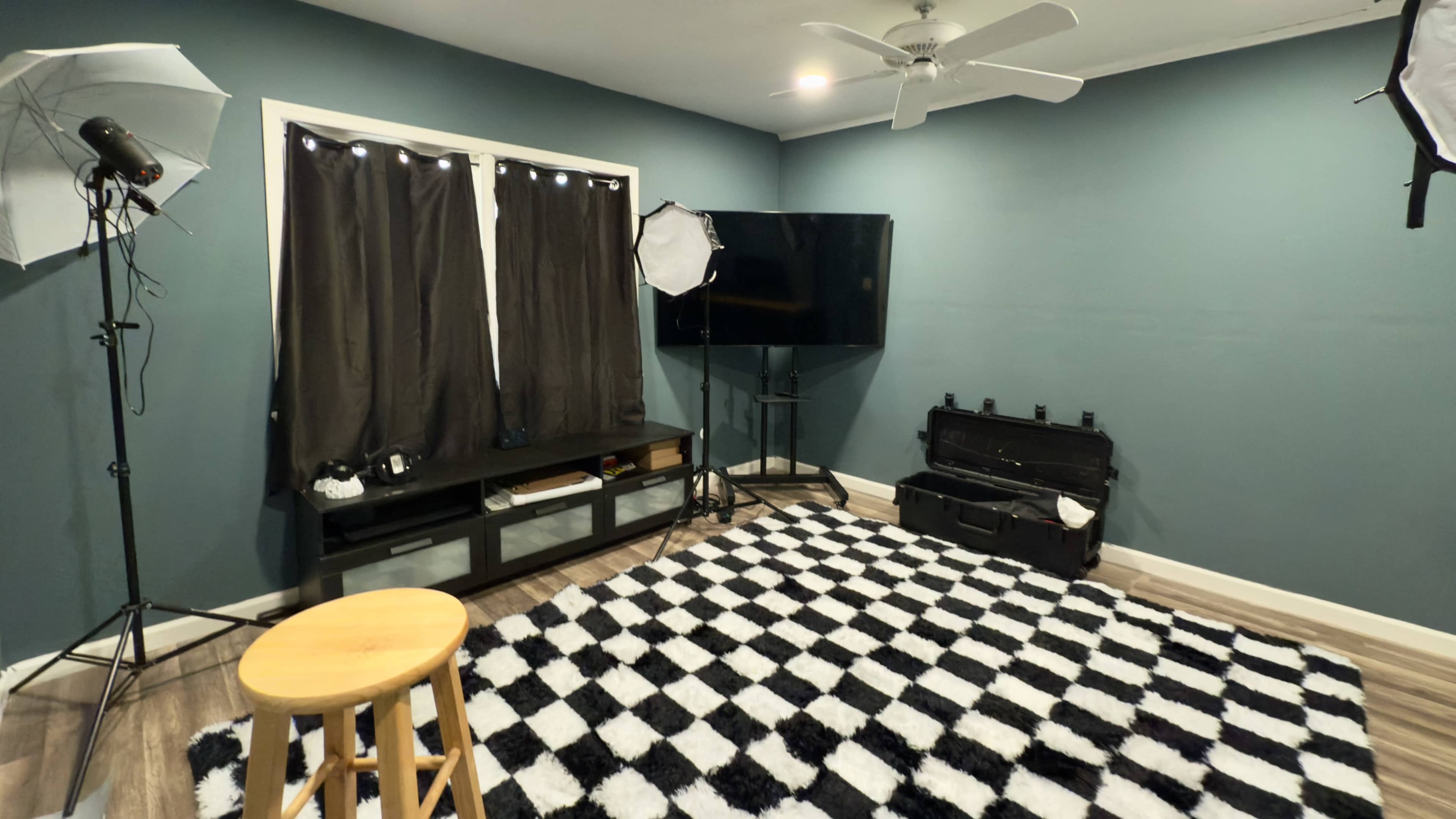 Full Service Headshot Photo Studio Image in Randolph, Randolph, NJ