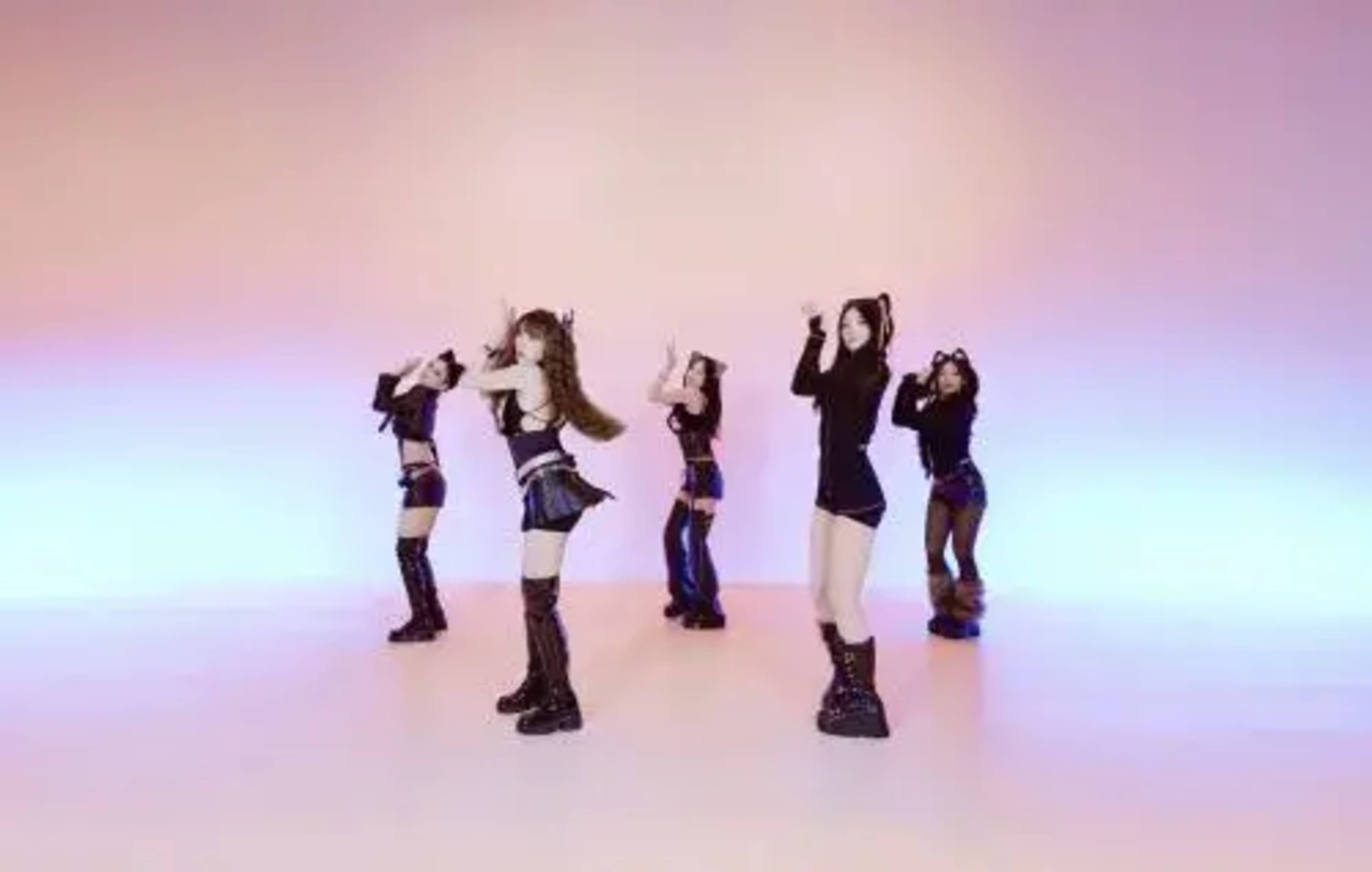 Bright Open Studio in Markham — Mirrors, Adjustable Top Lighting, Large Space Image in Markham, toronto, ON