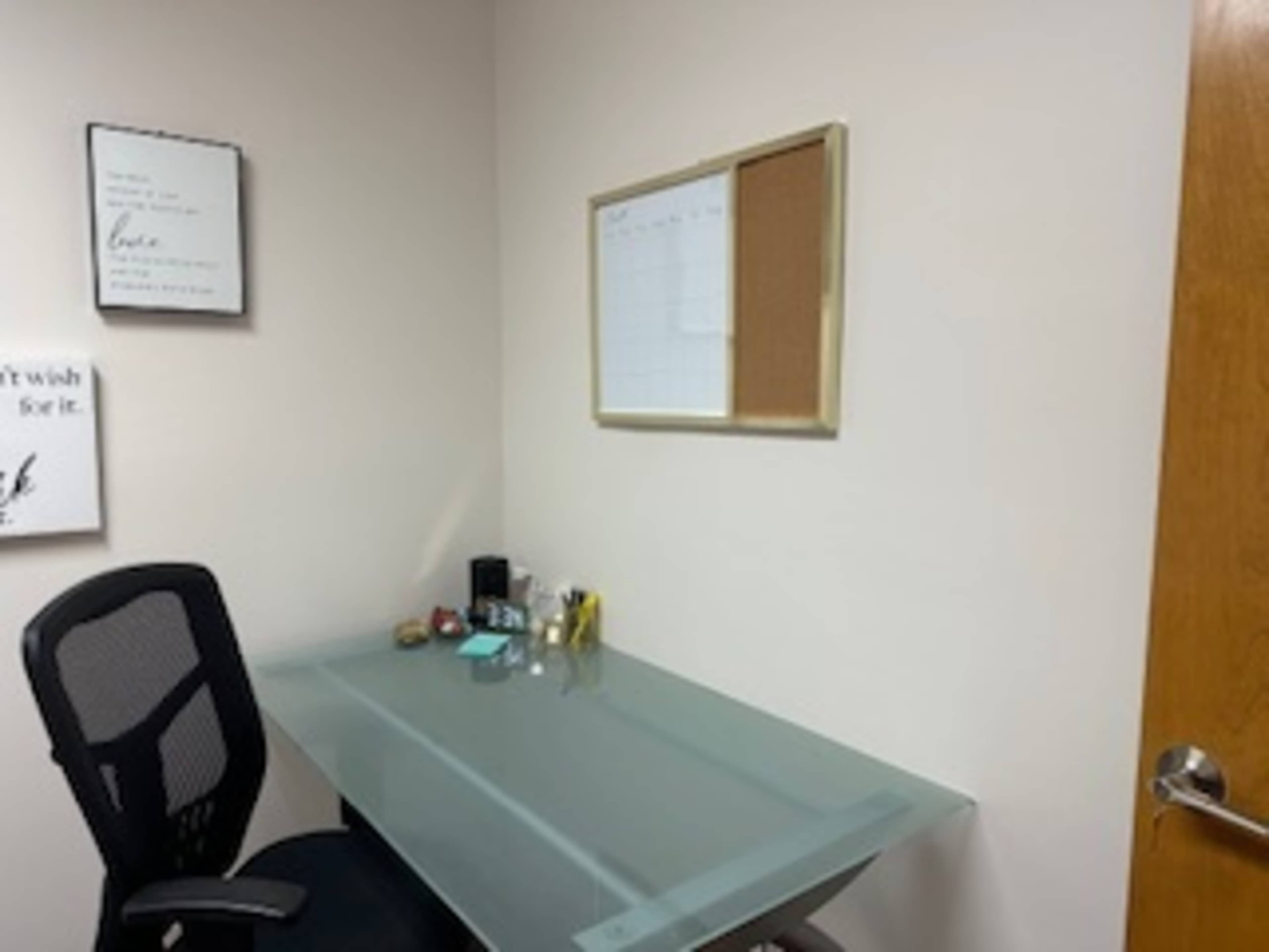 Counseling and Wellness Center with serene, private office space. Image in Ashburn, Chicago, IL