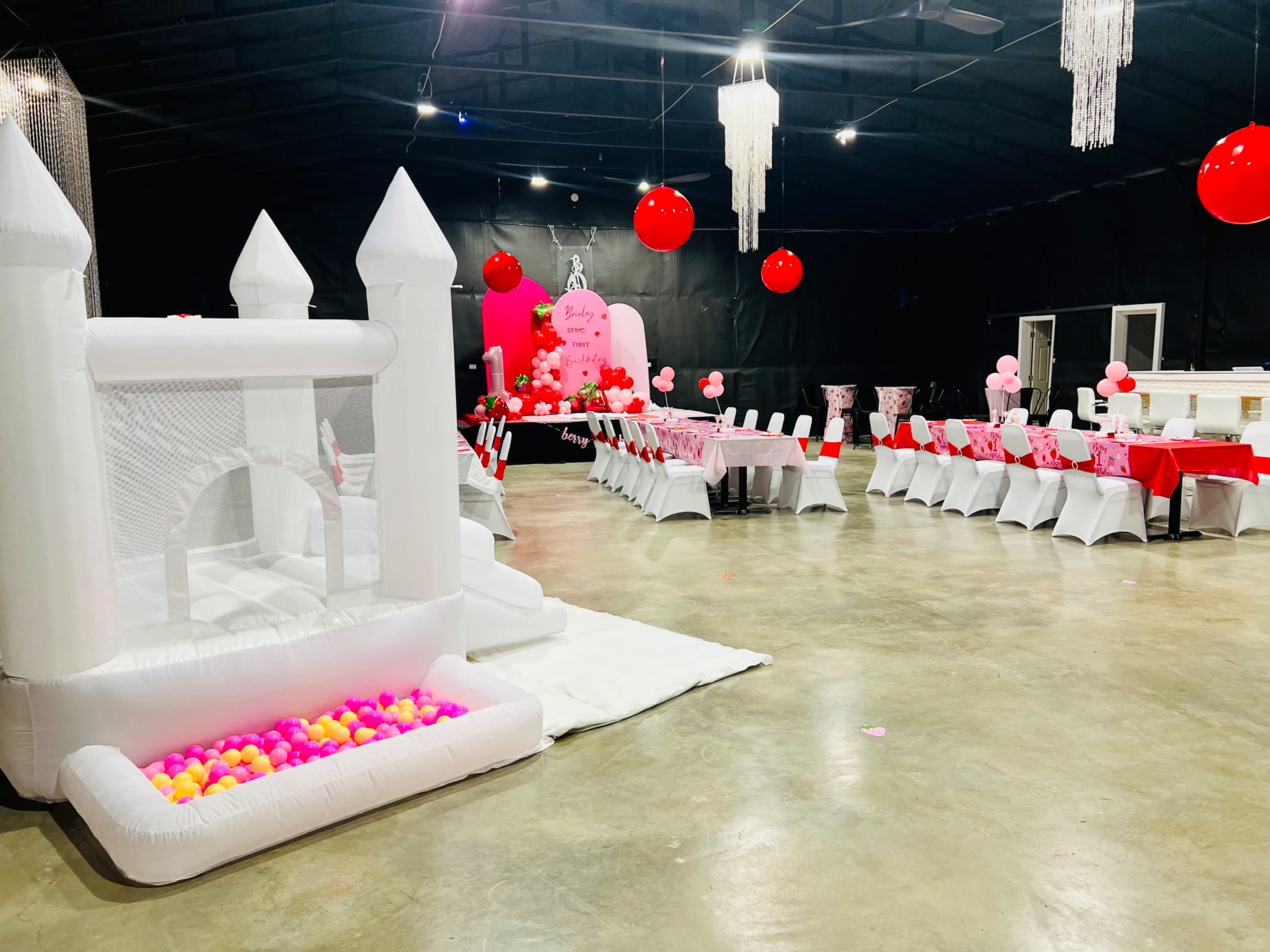 Secluded and Private just outside City Limits Image in , Conway, AR