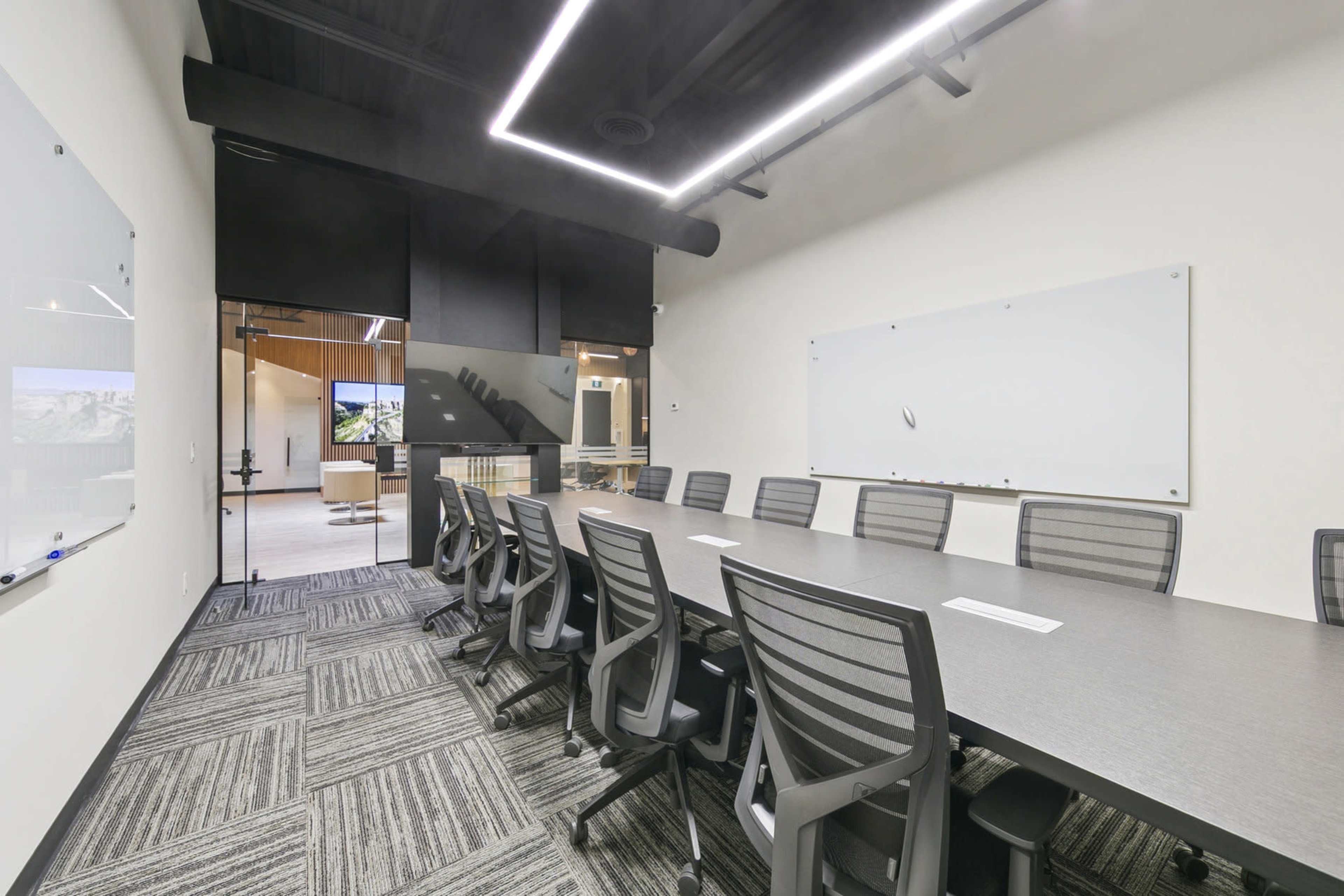 12-Person Boardroom in the Heart of Mississauga Image in Mississauga, Mississauga, ON
