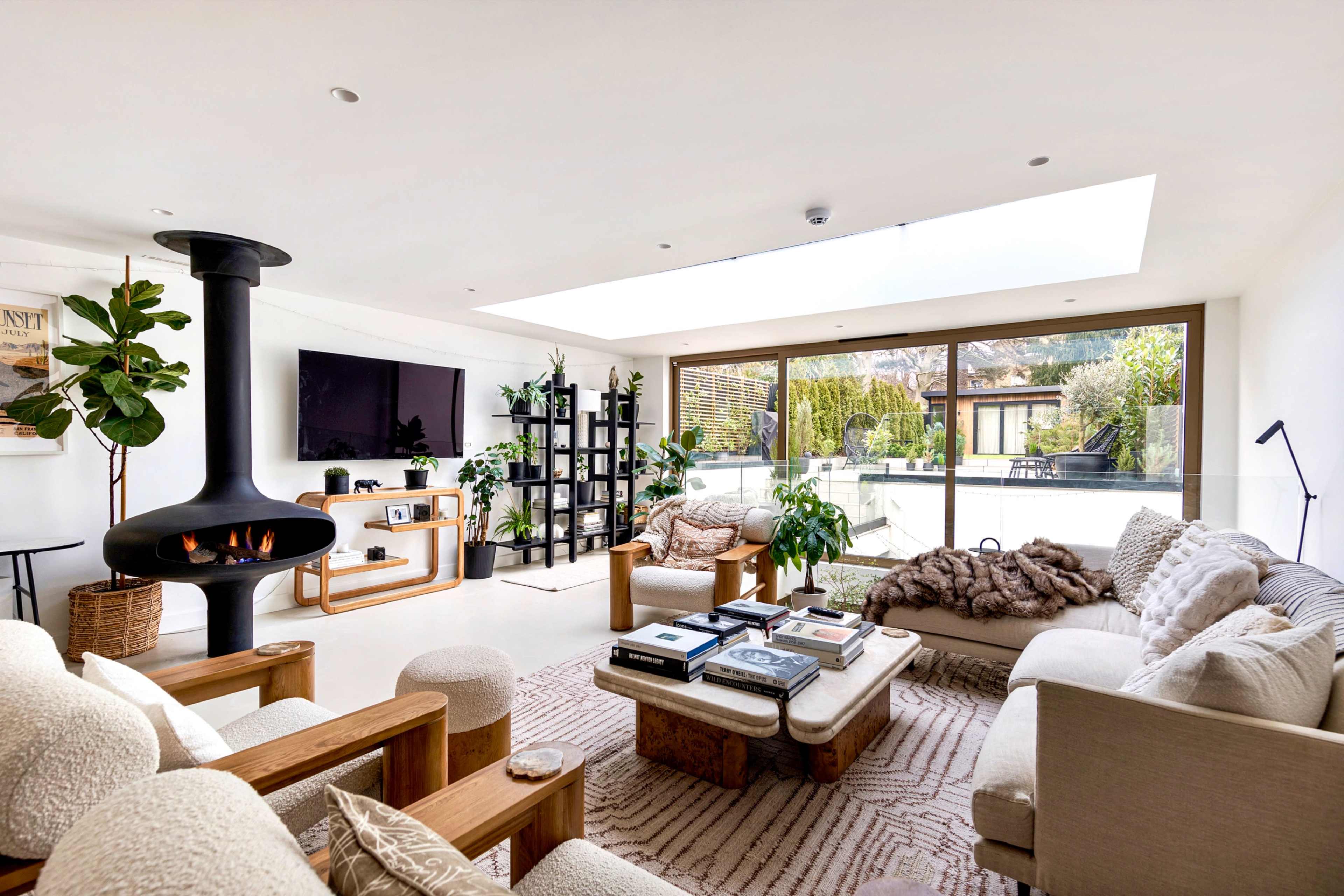 Subterranean, Bright & Modern Home Image in London, London, ENG