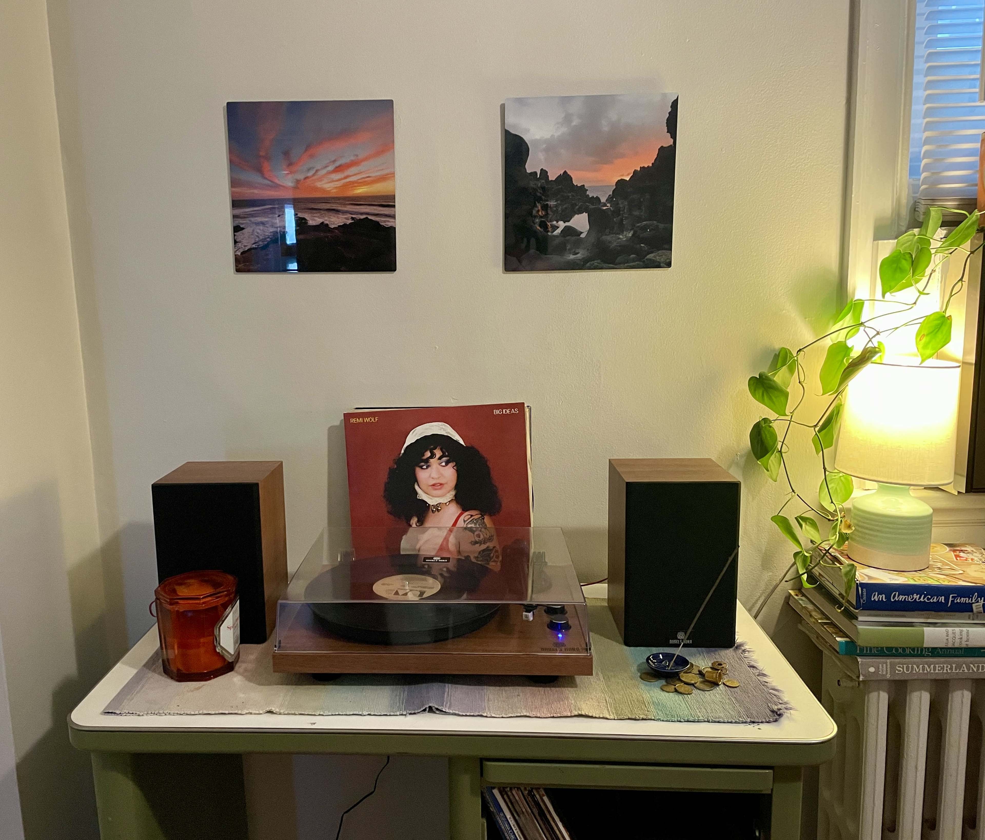 Studio Space for Boudoir Image in Triangle Neighborhood, Wilmington, DE